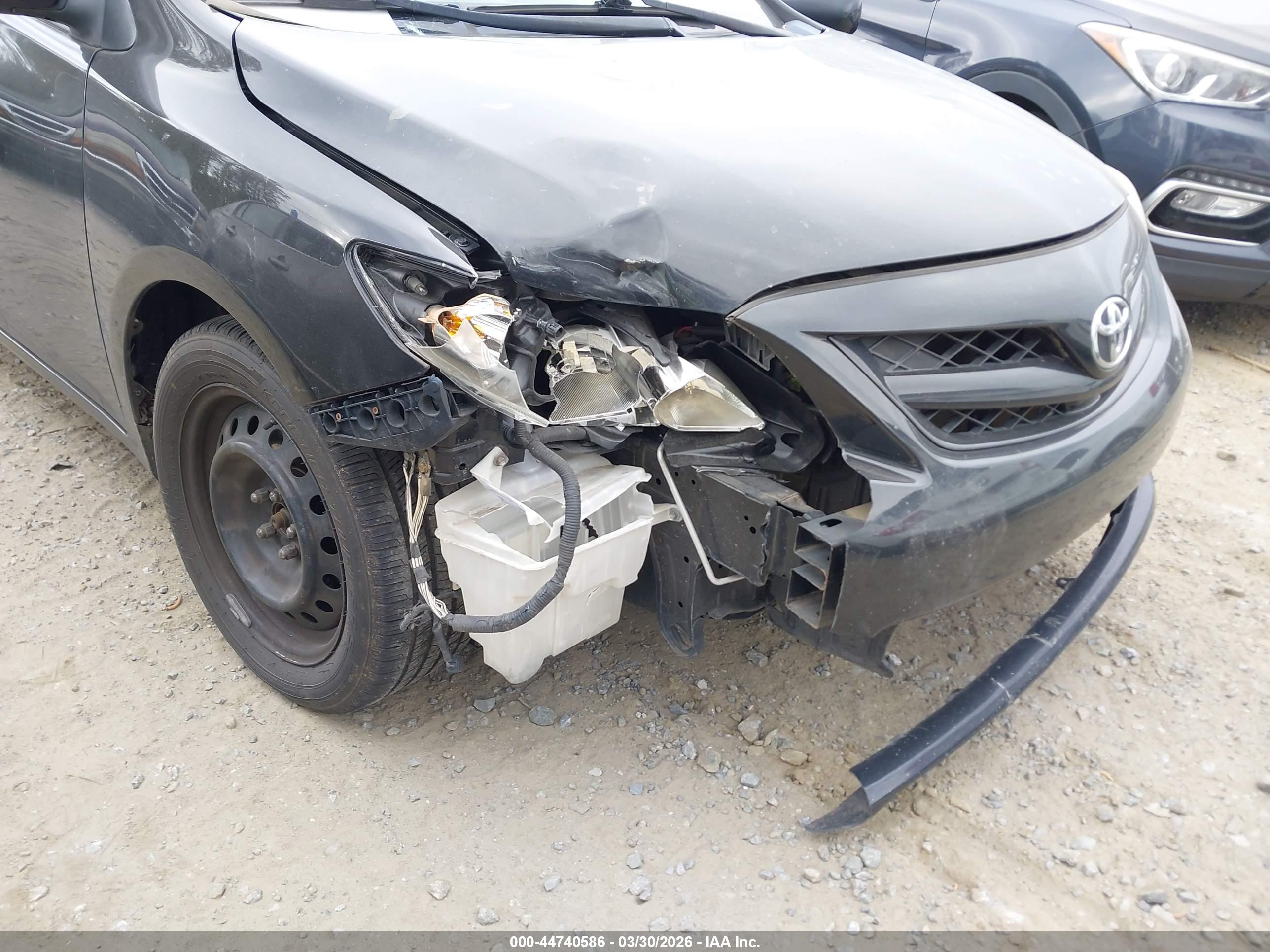 TOYOTA COROLLA image 6