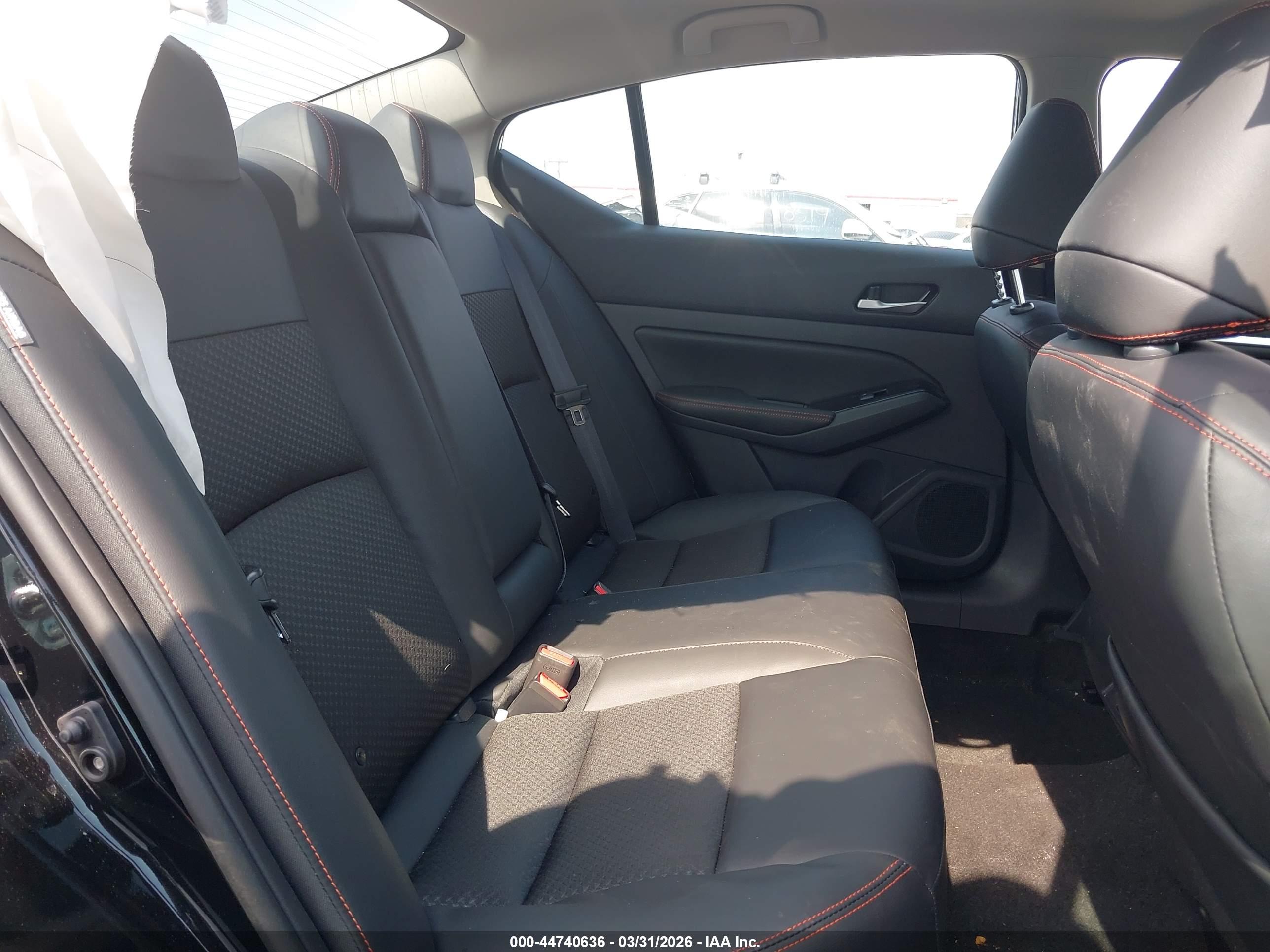 NISSAN ALTIMA image 8