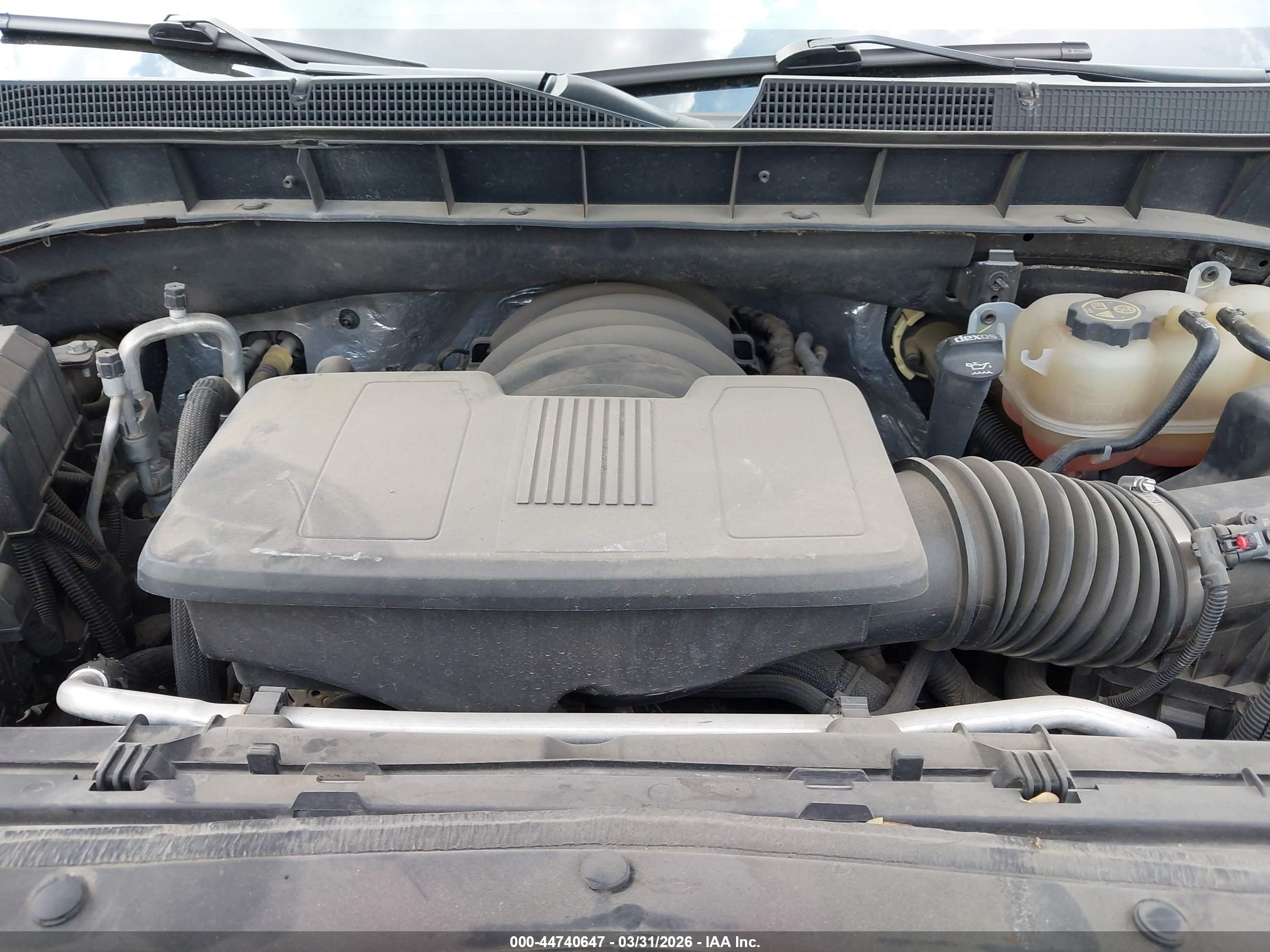 CHEVROLET SILVERADO image 10