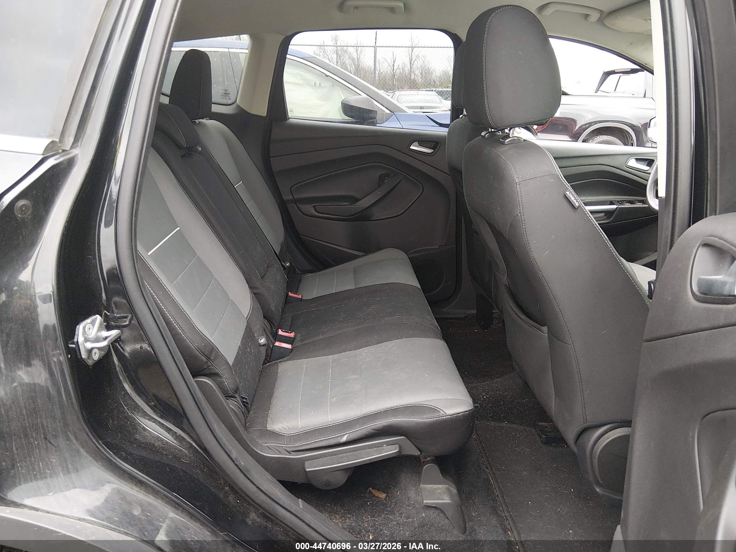 FORD ESCAPE image 8