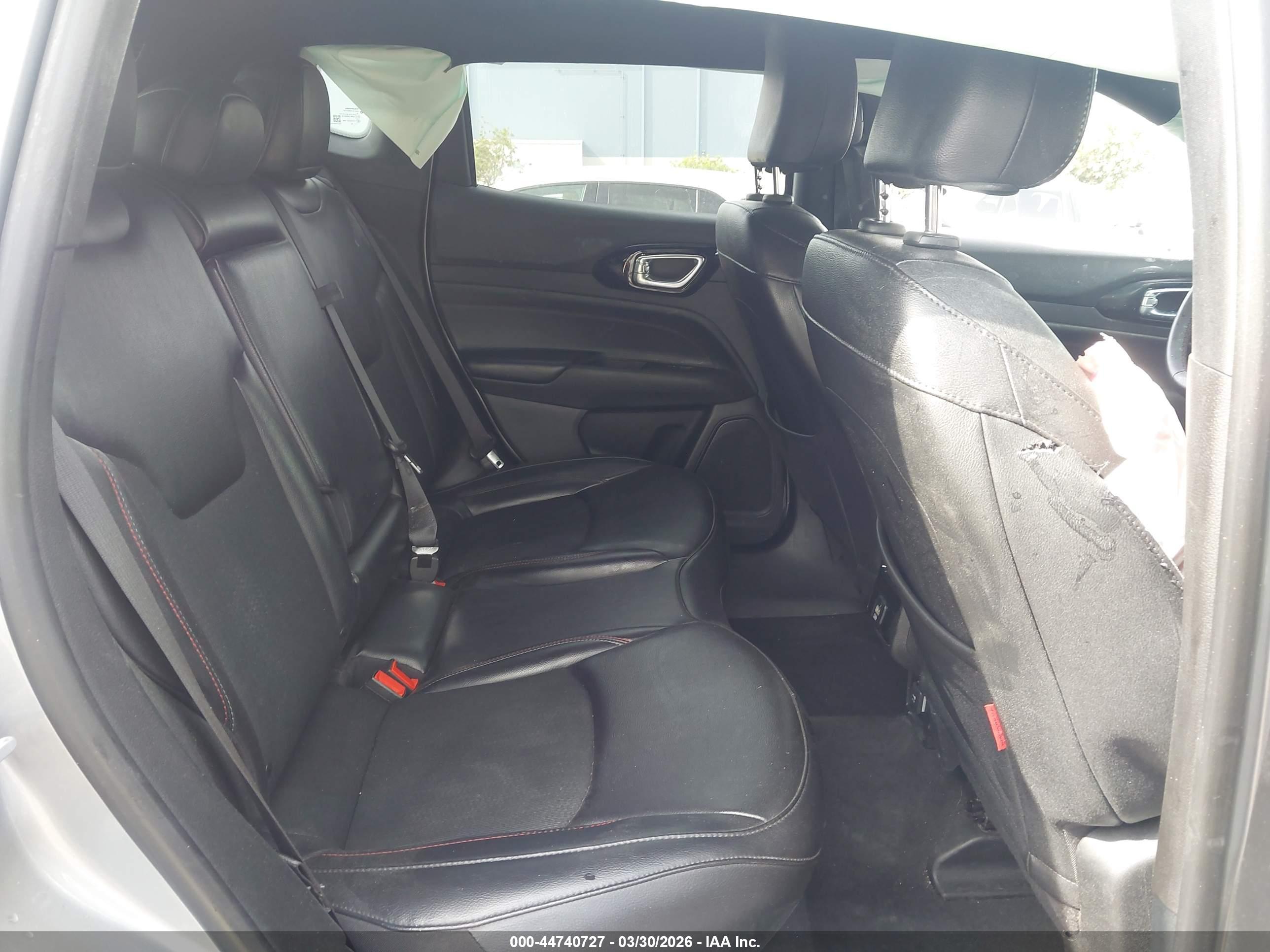 JEEP COMPASS image 8