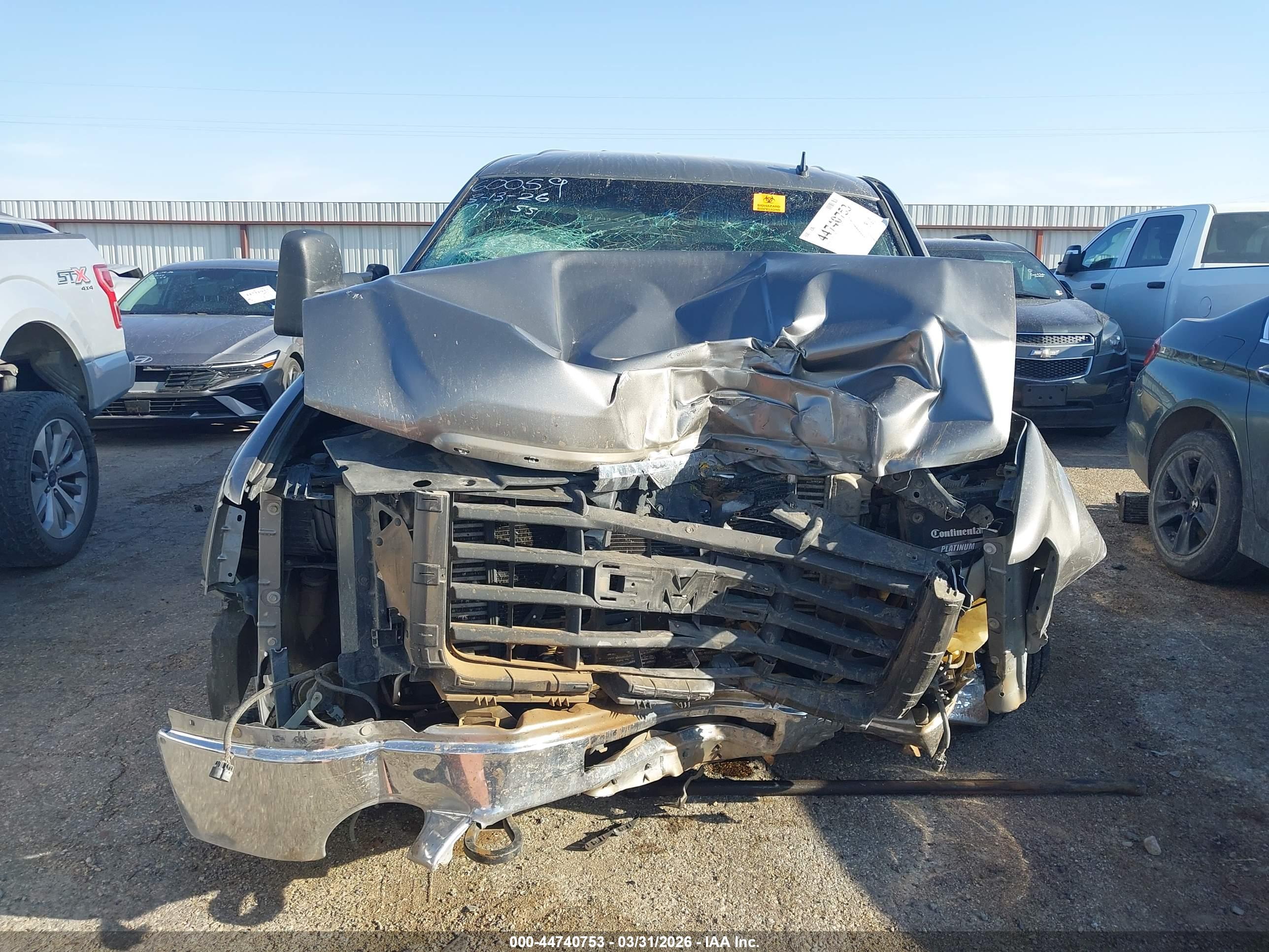 GMC SIERRA image 6