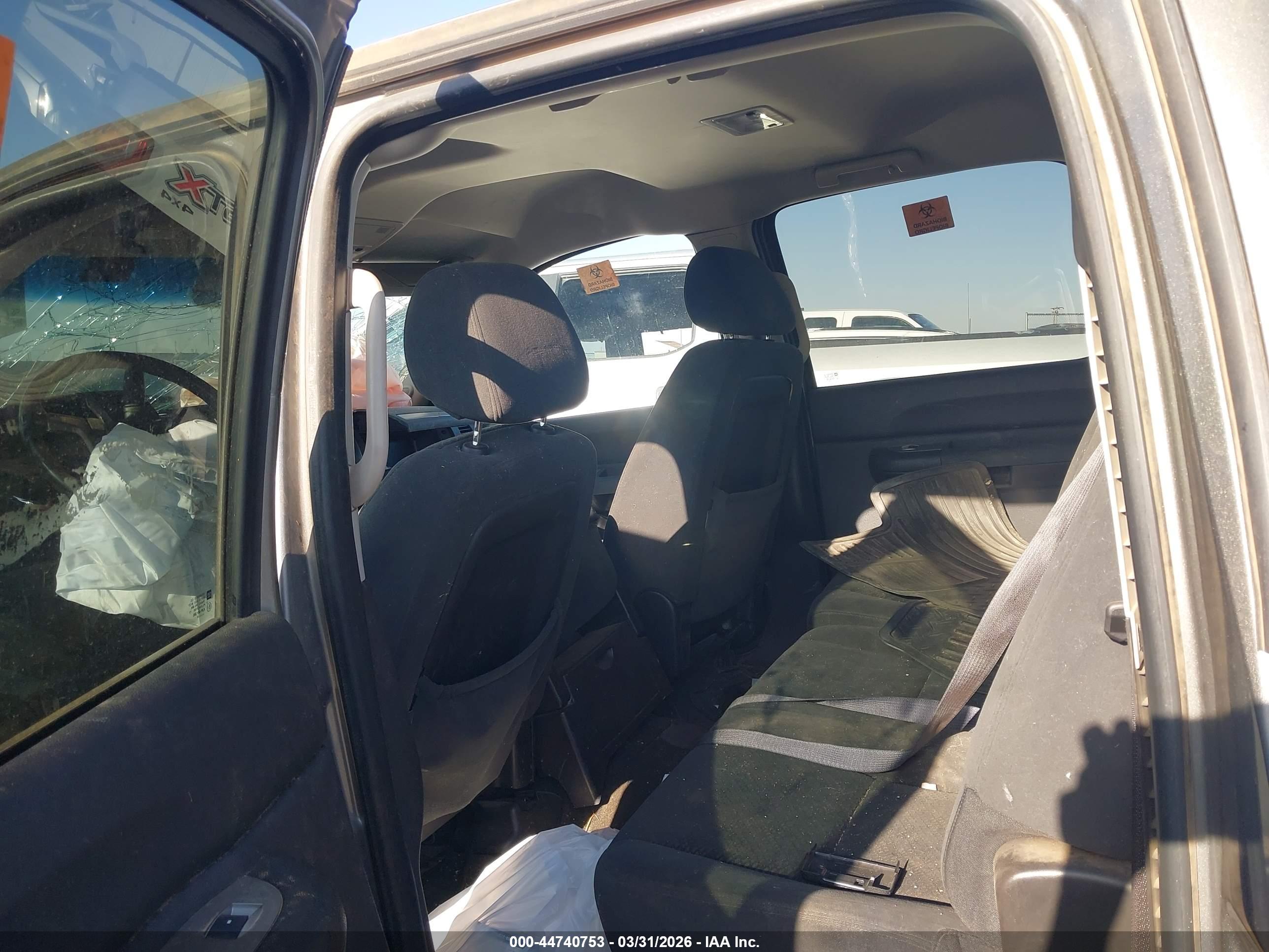 GMC SIERRA image 8