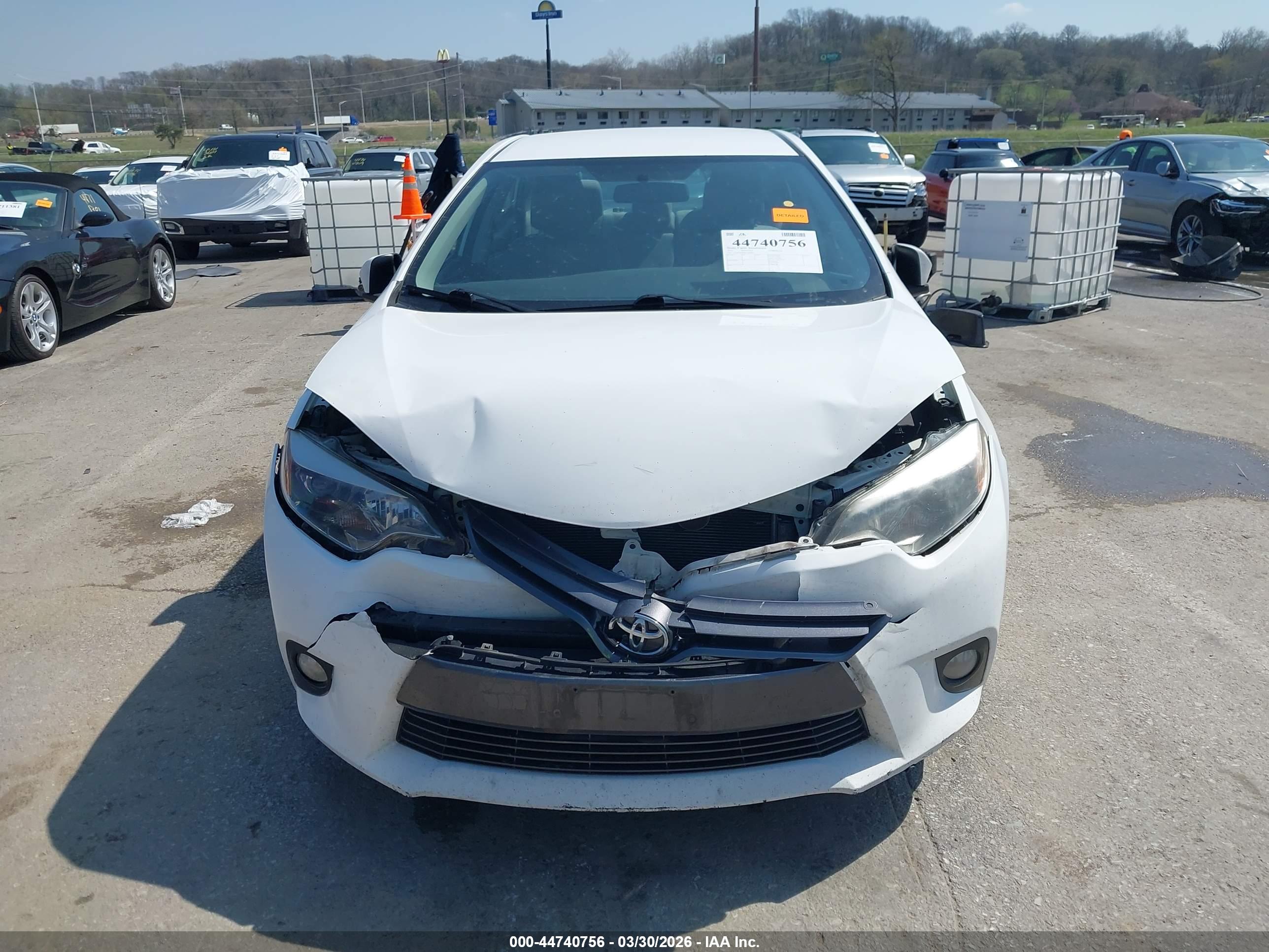 TOYOTA COROLLA image 6