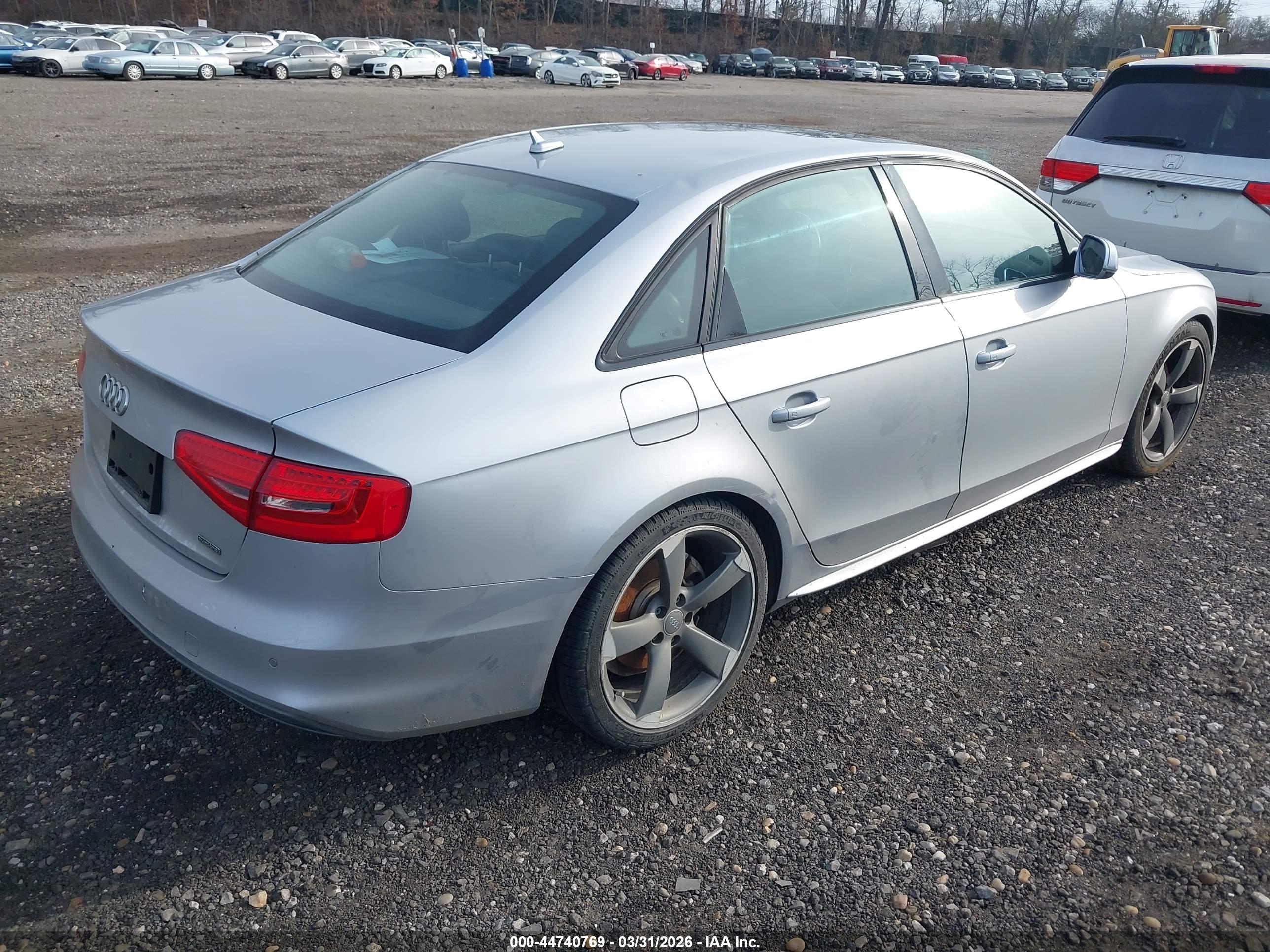 AUDI A4 image 4