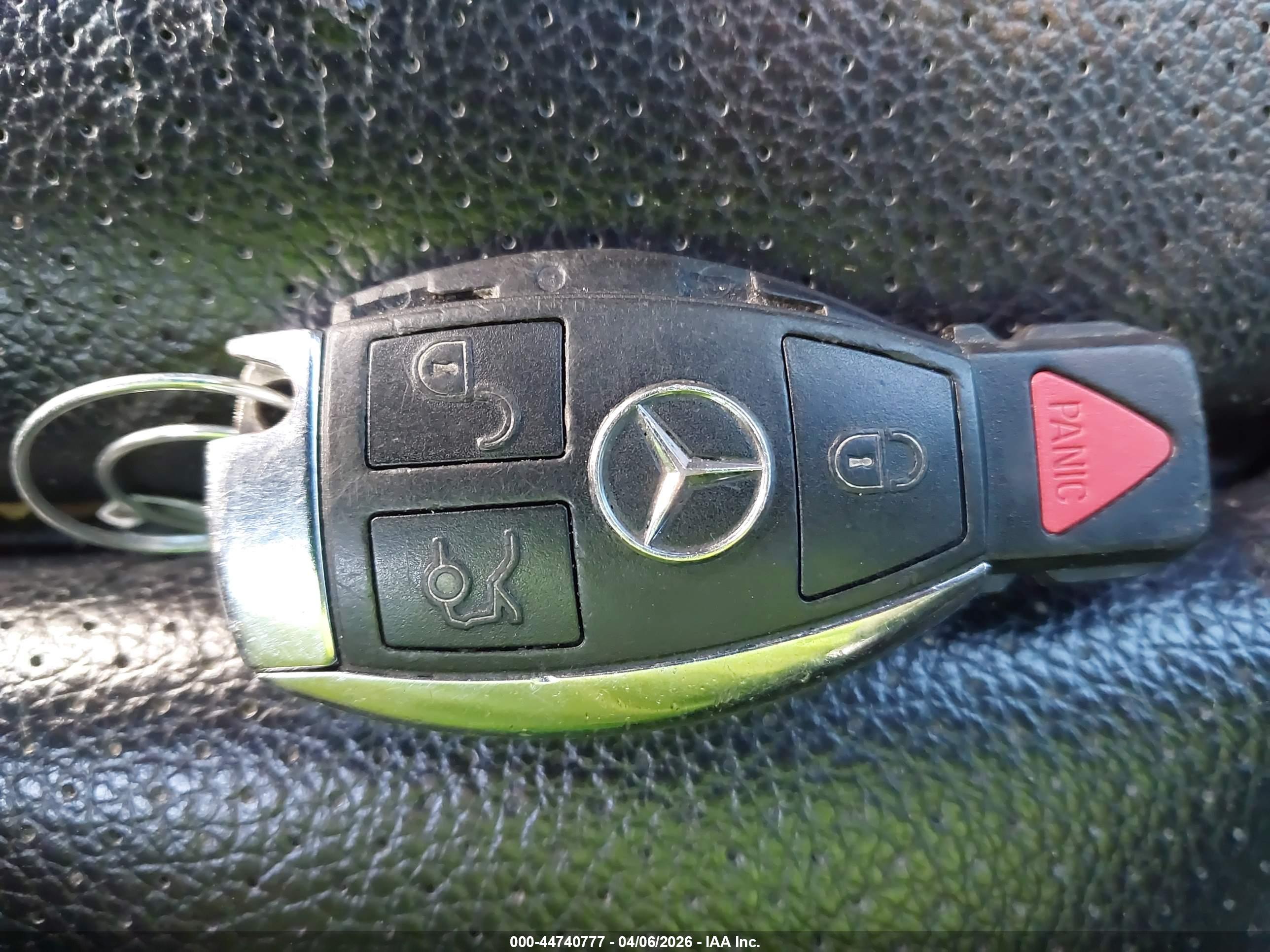 MERCEDES-BENZ C image 11