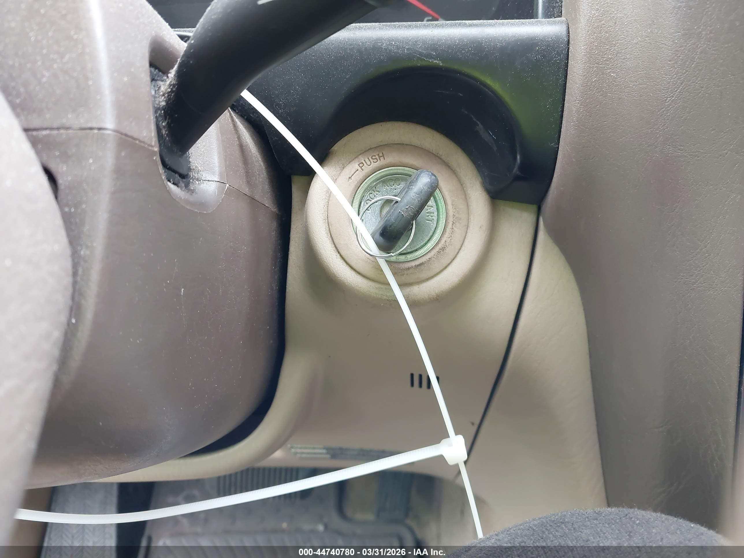 TOYOTA LAND image 11