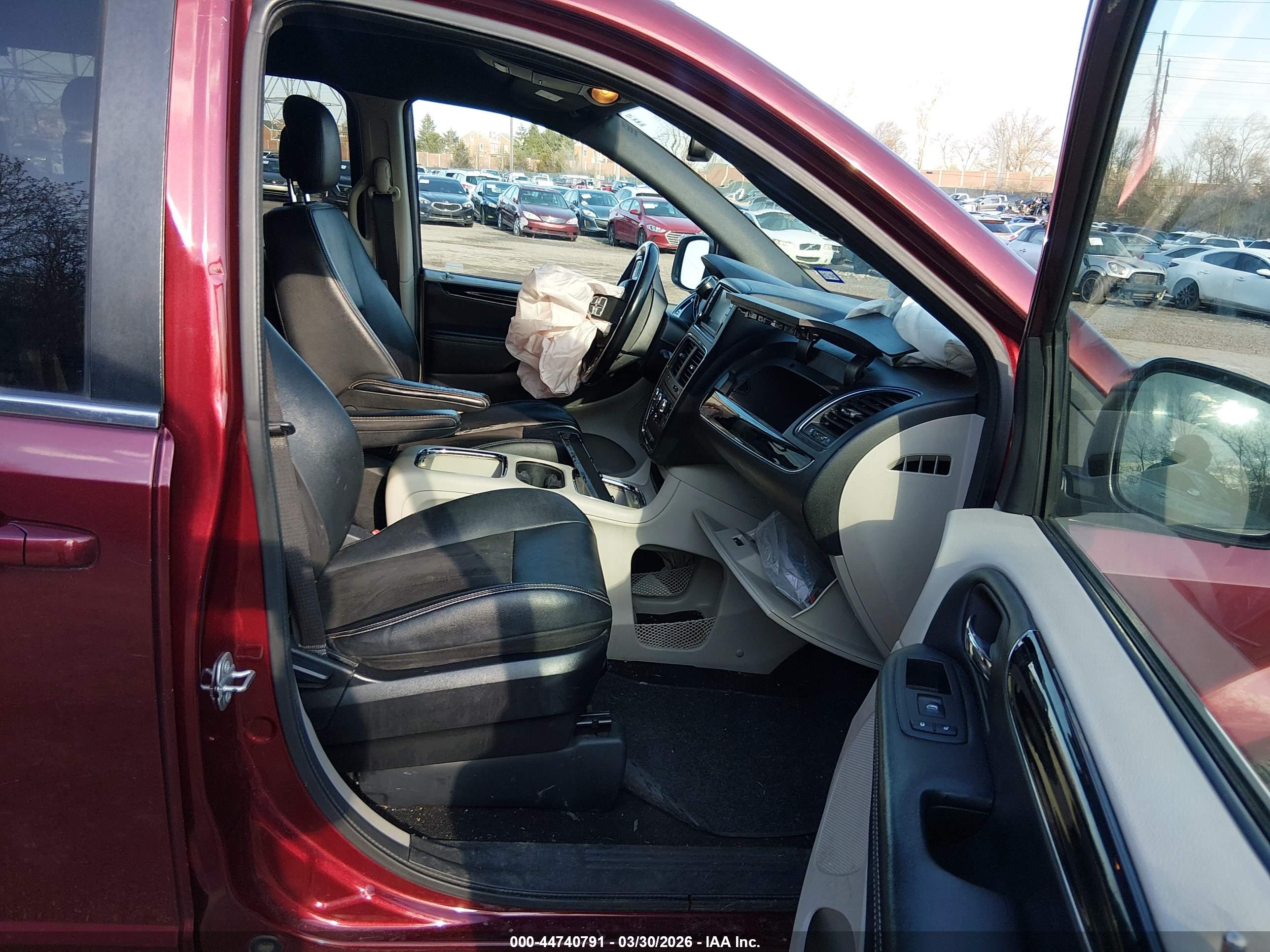 DODGE GRAND image 5