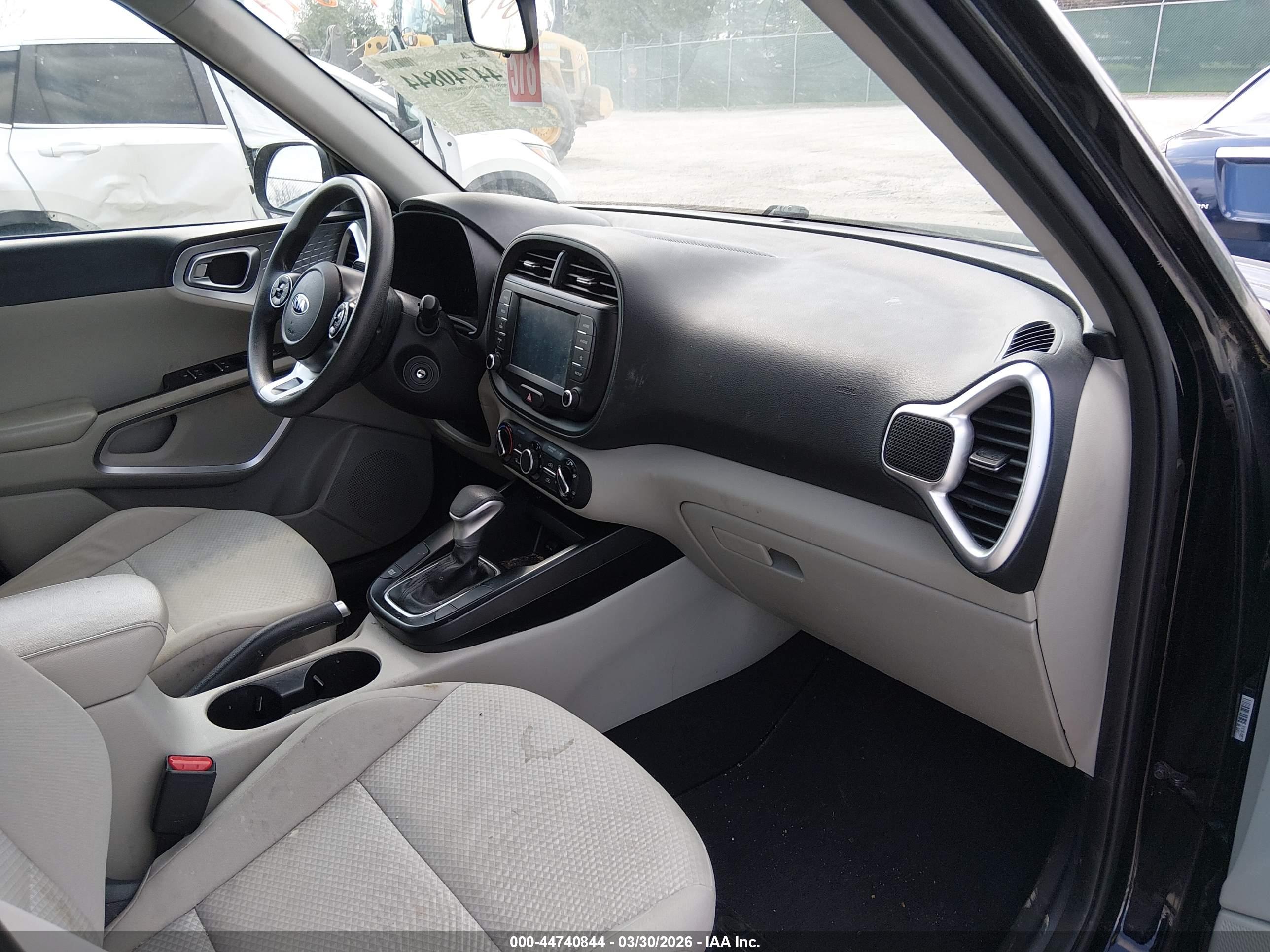 KIA SOUL image 5