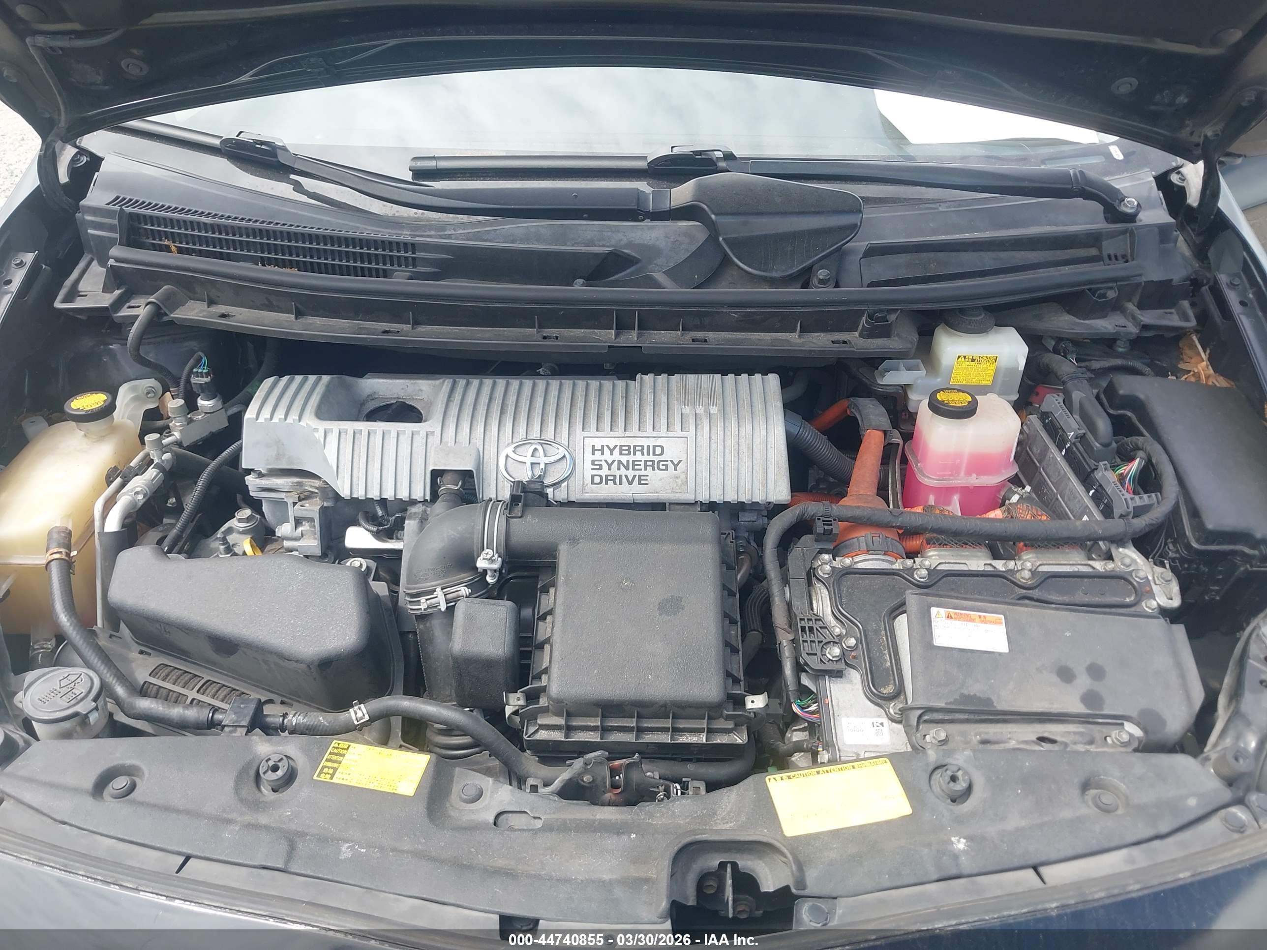 TOYOTA PRIUS image 10