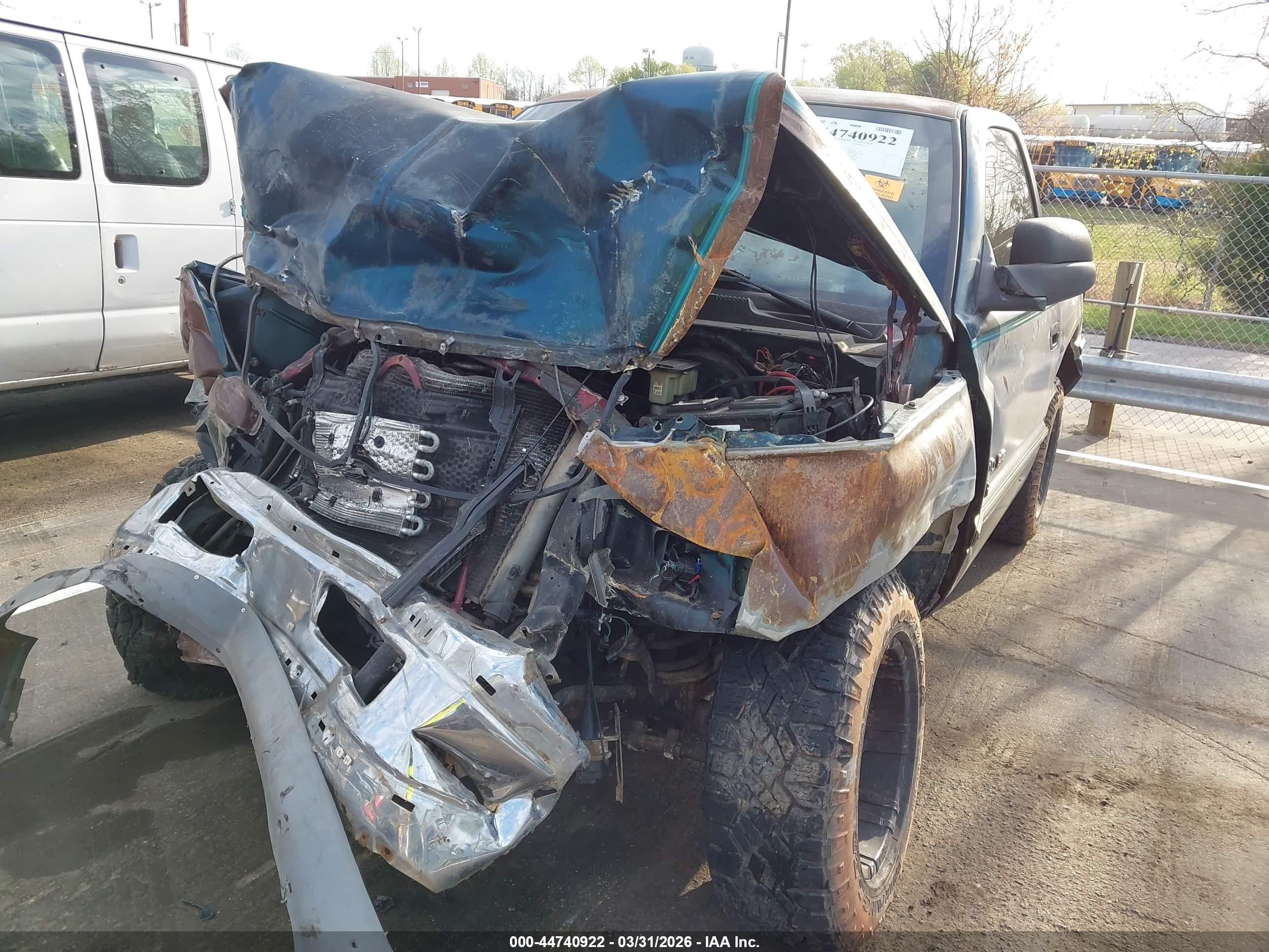 DODGE RAM image 6