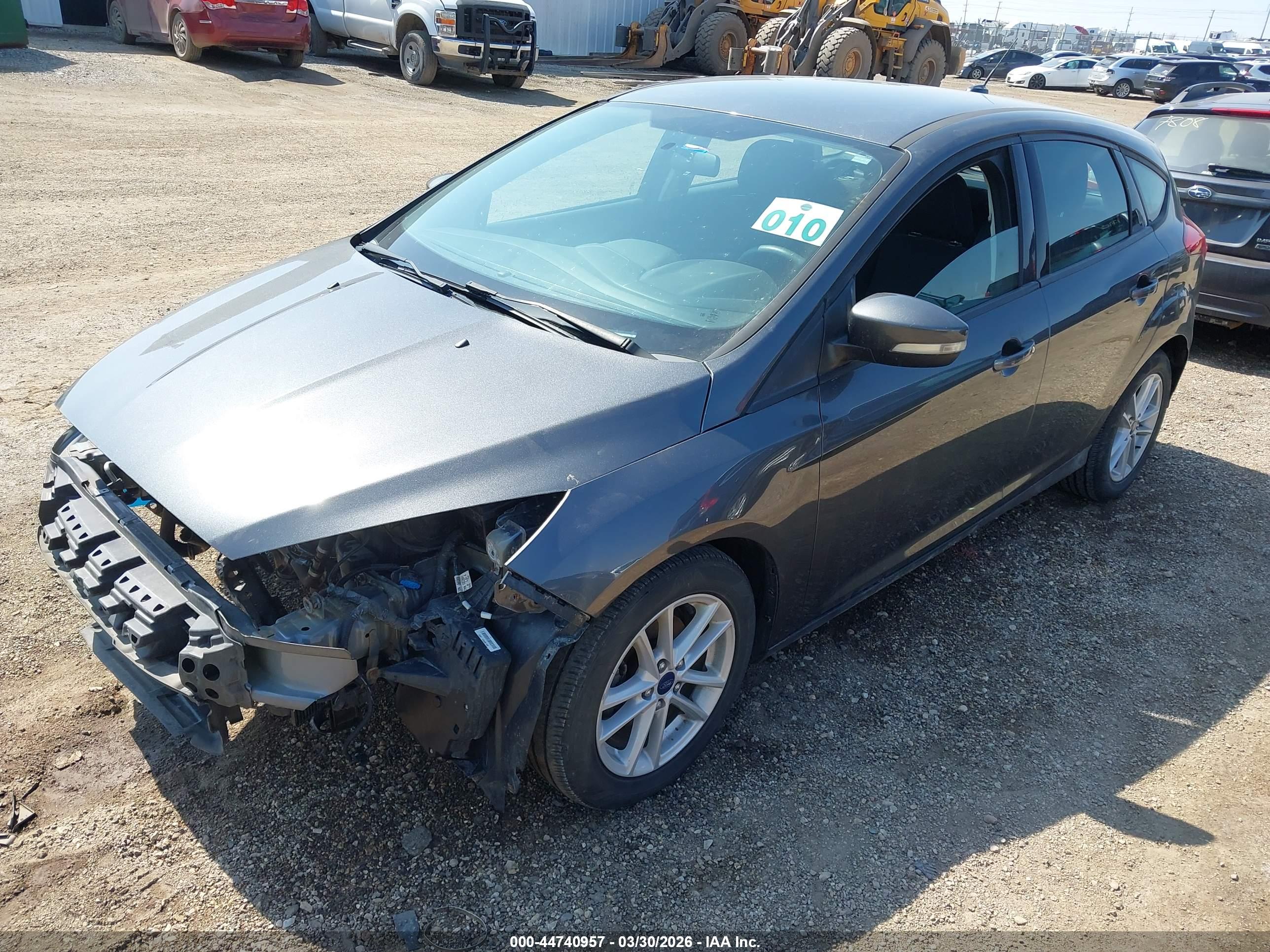FORD FOCUS image 2