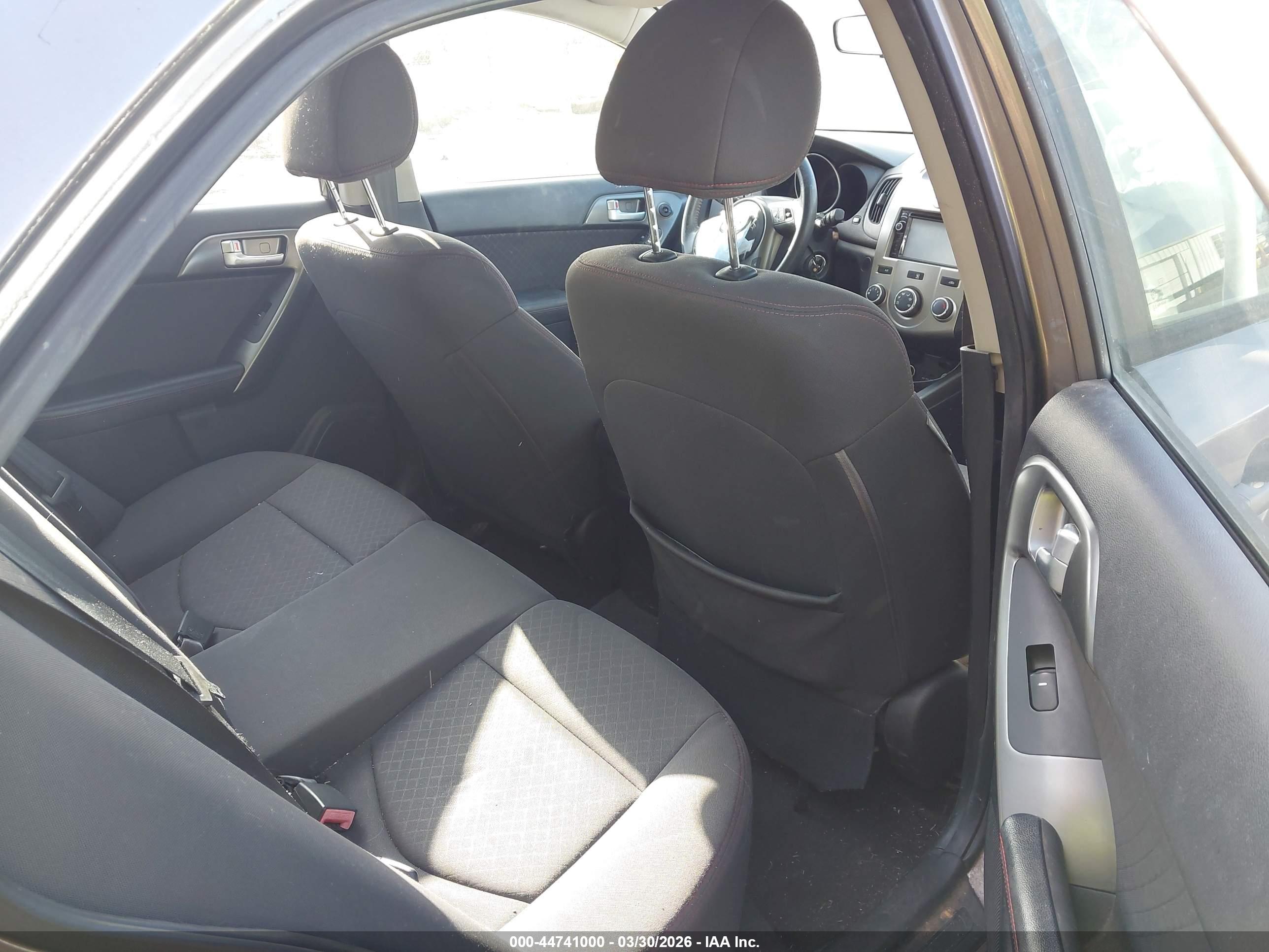 KIA FORTE image 8