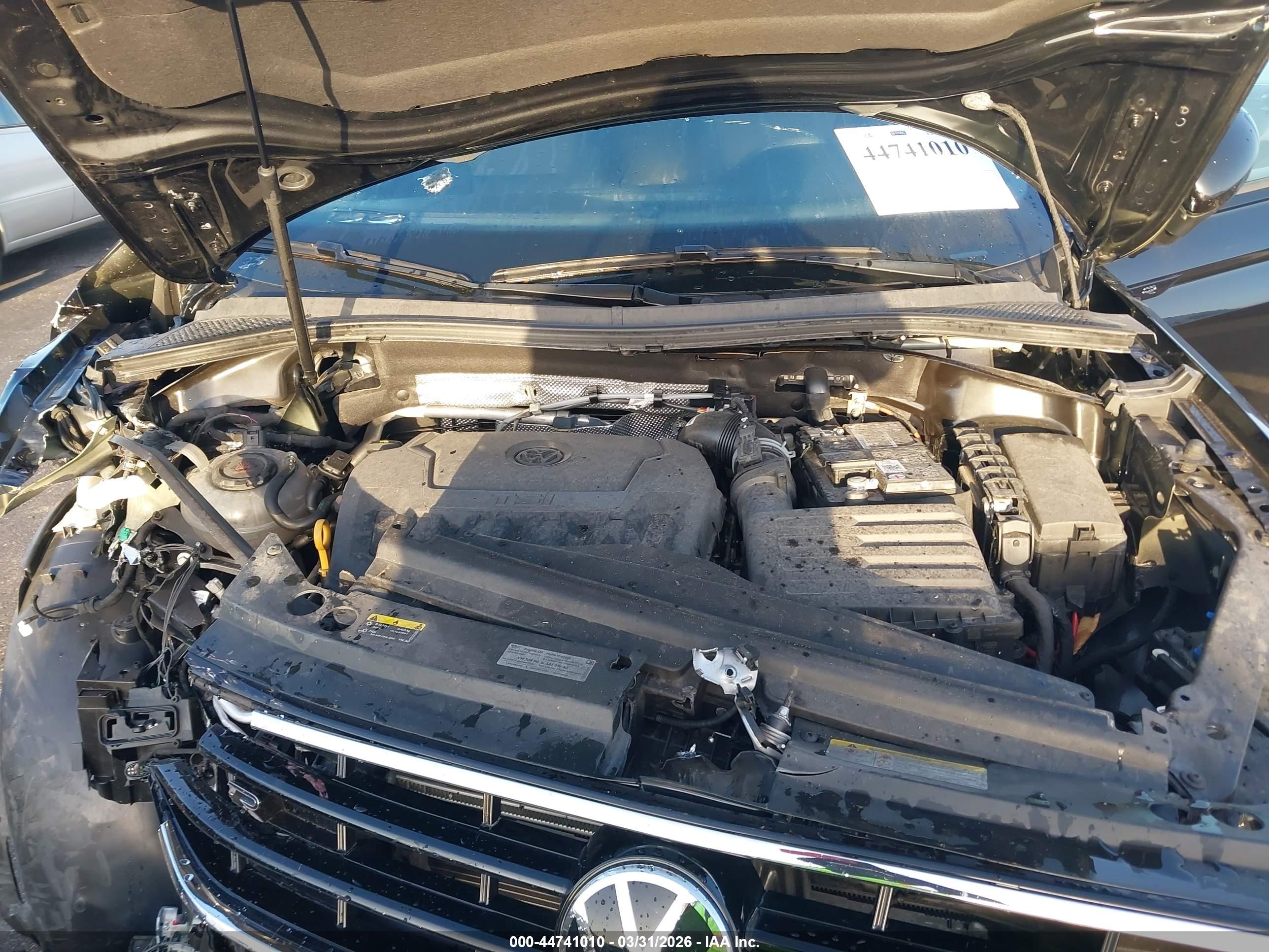 VOLKSWAGEN TIGUAN image 10