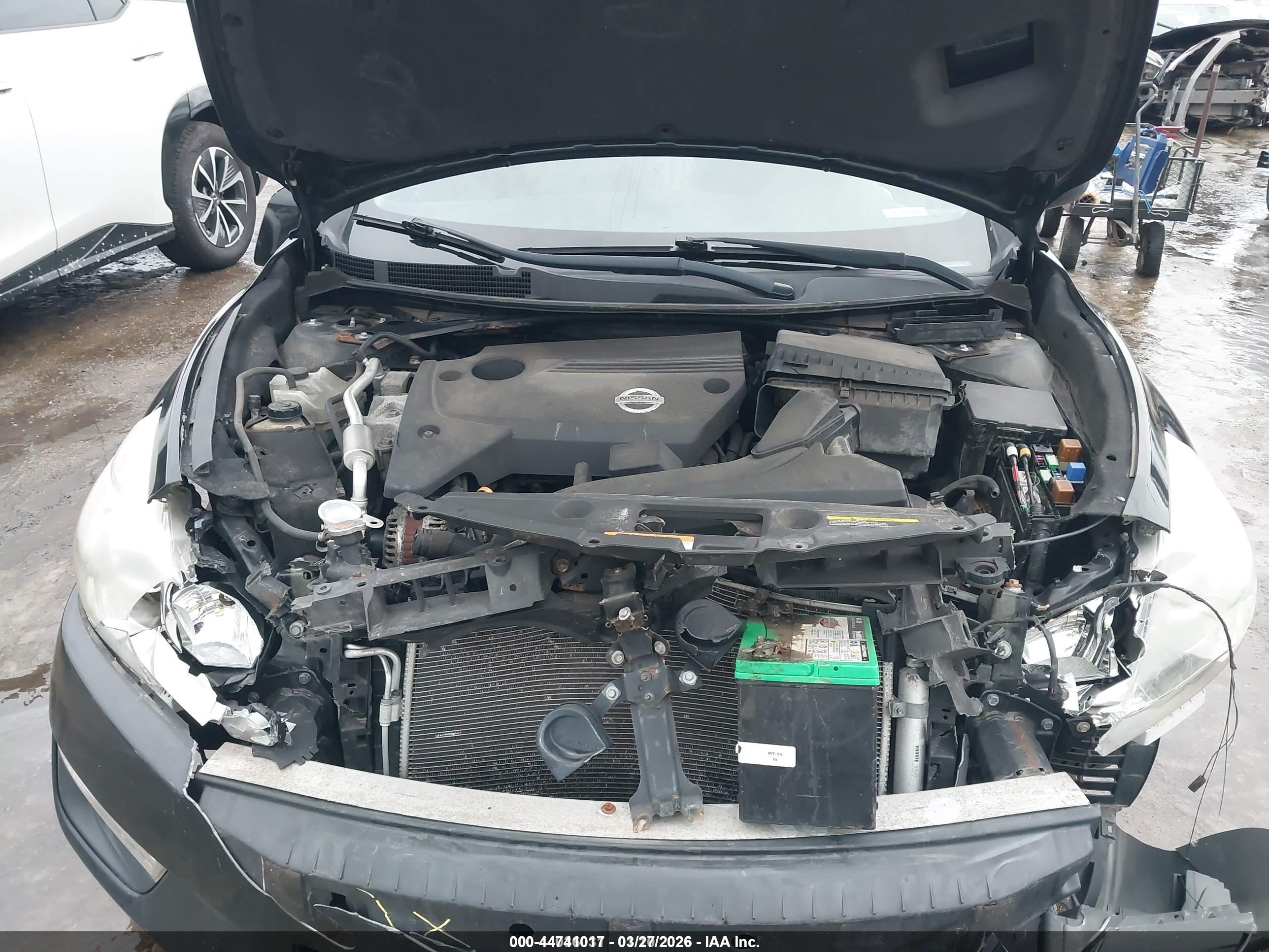 NISSAN ALTIMA image 10