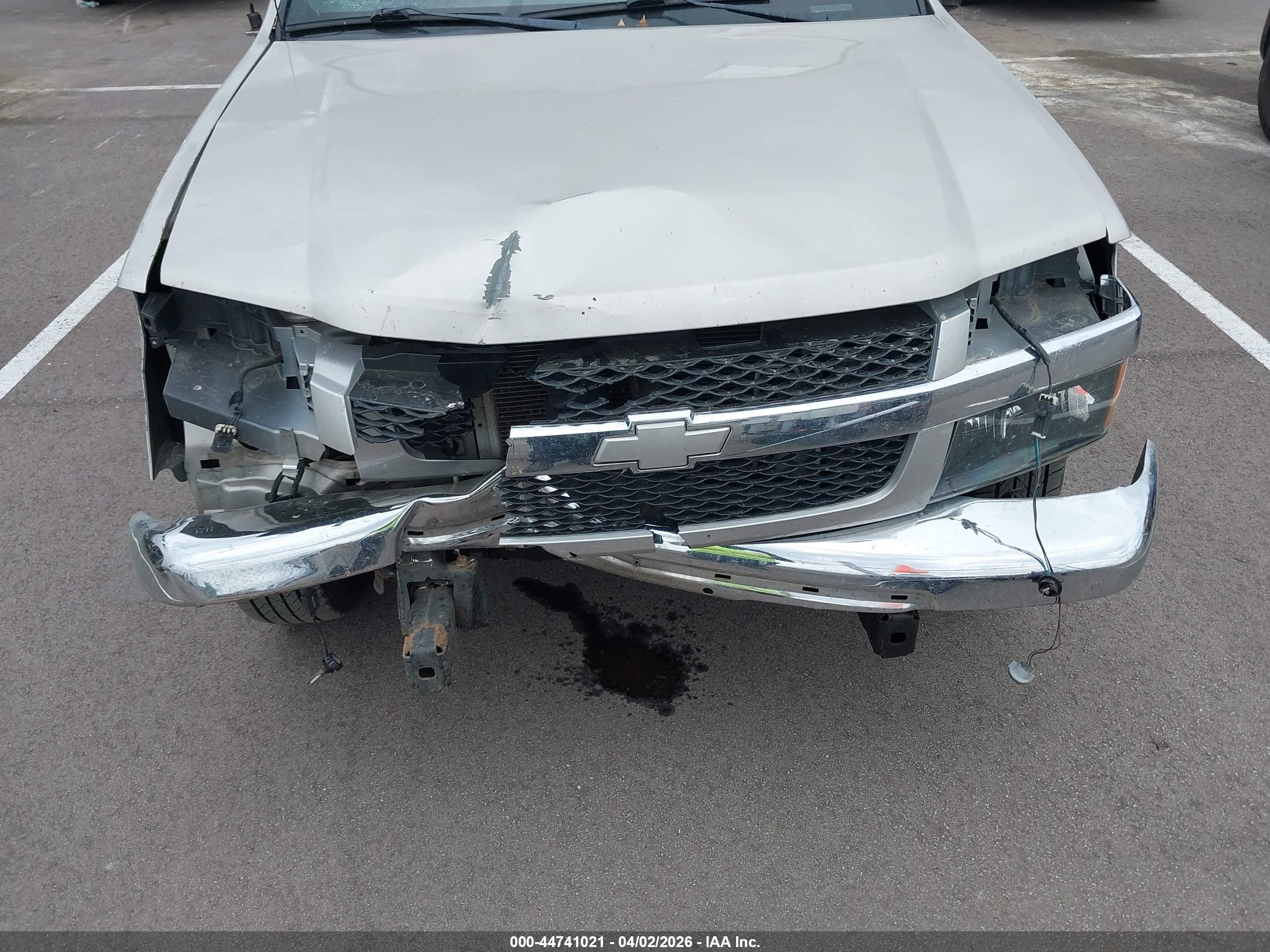 CHEVROLET COLORADO image 6