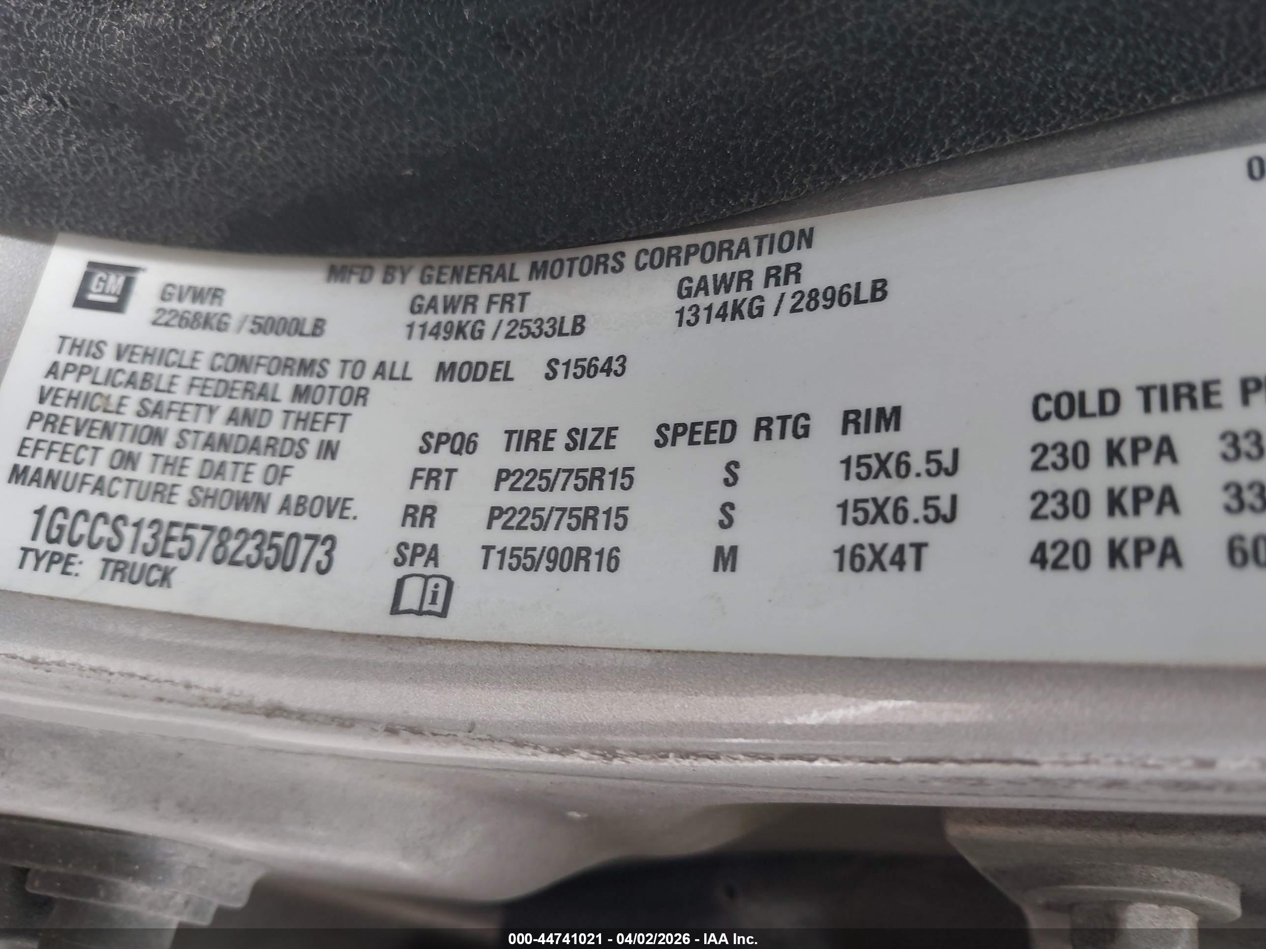 CHEVROLET COLORADO image 9
