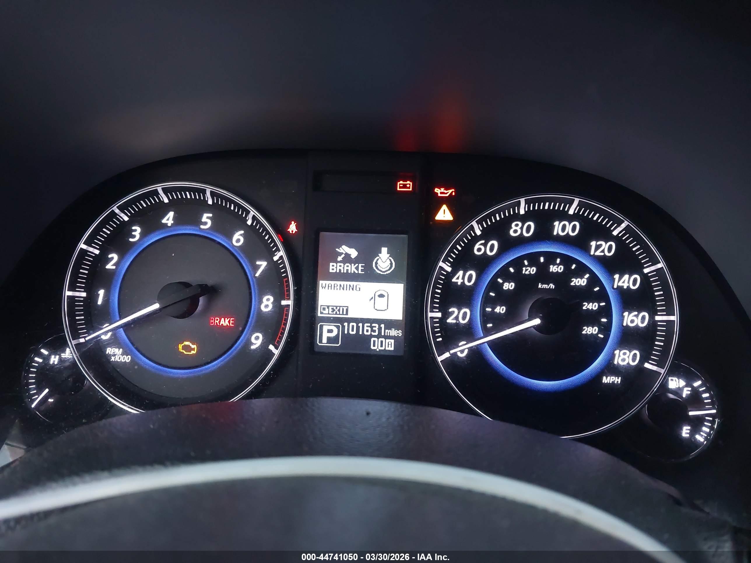 INFINITI QX70 image 7