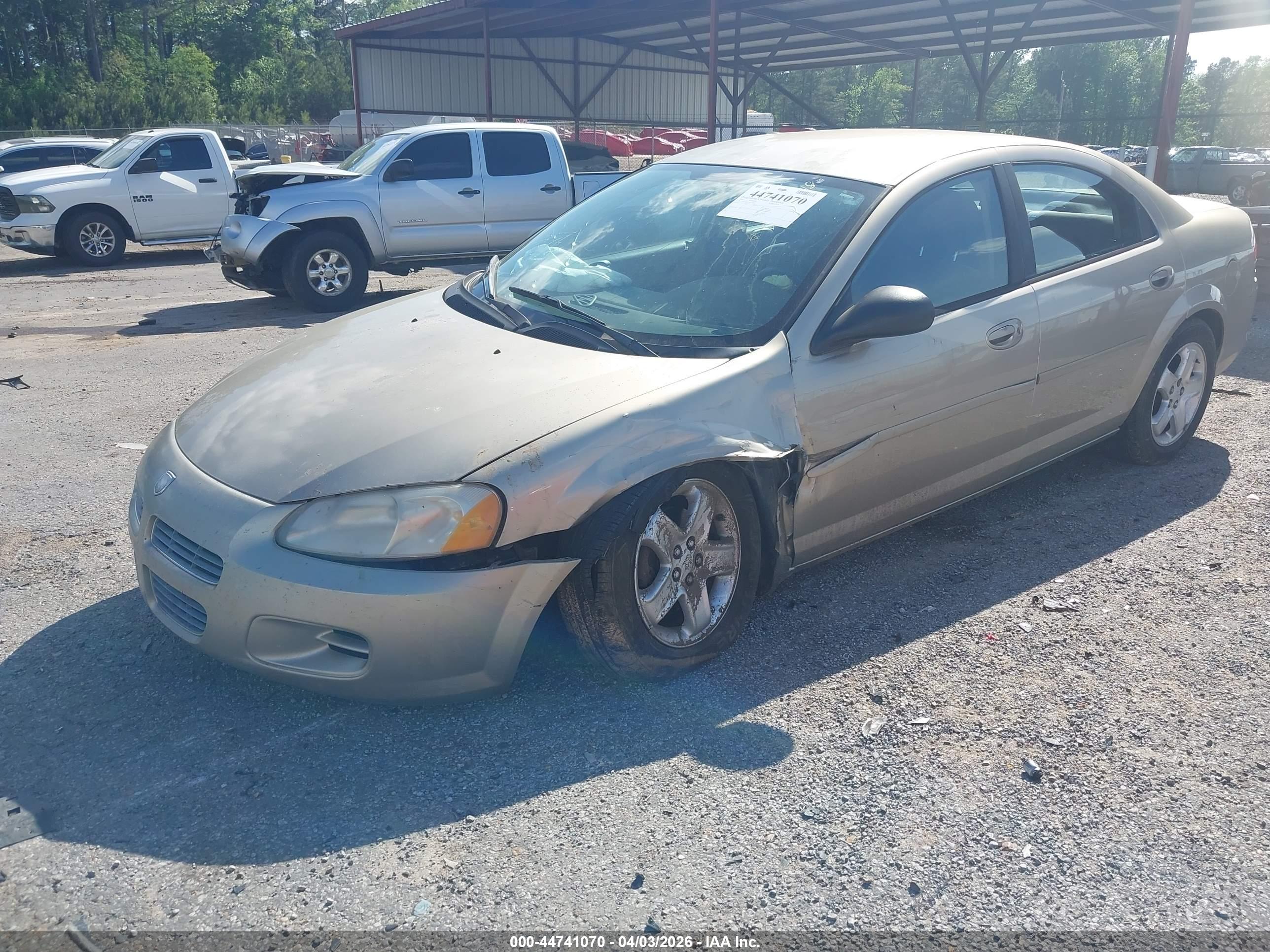 DODGE STRATUS image 2