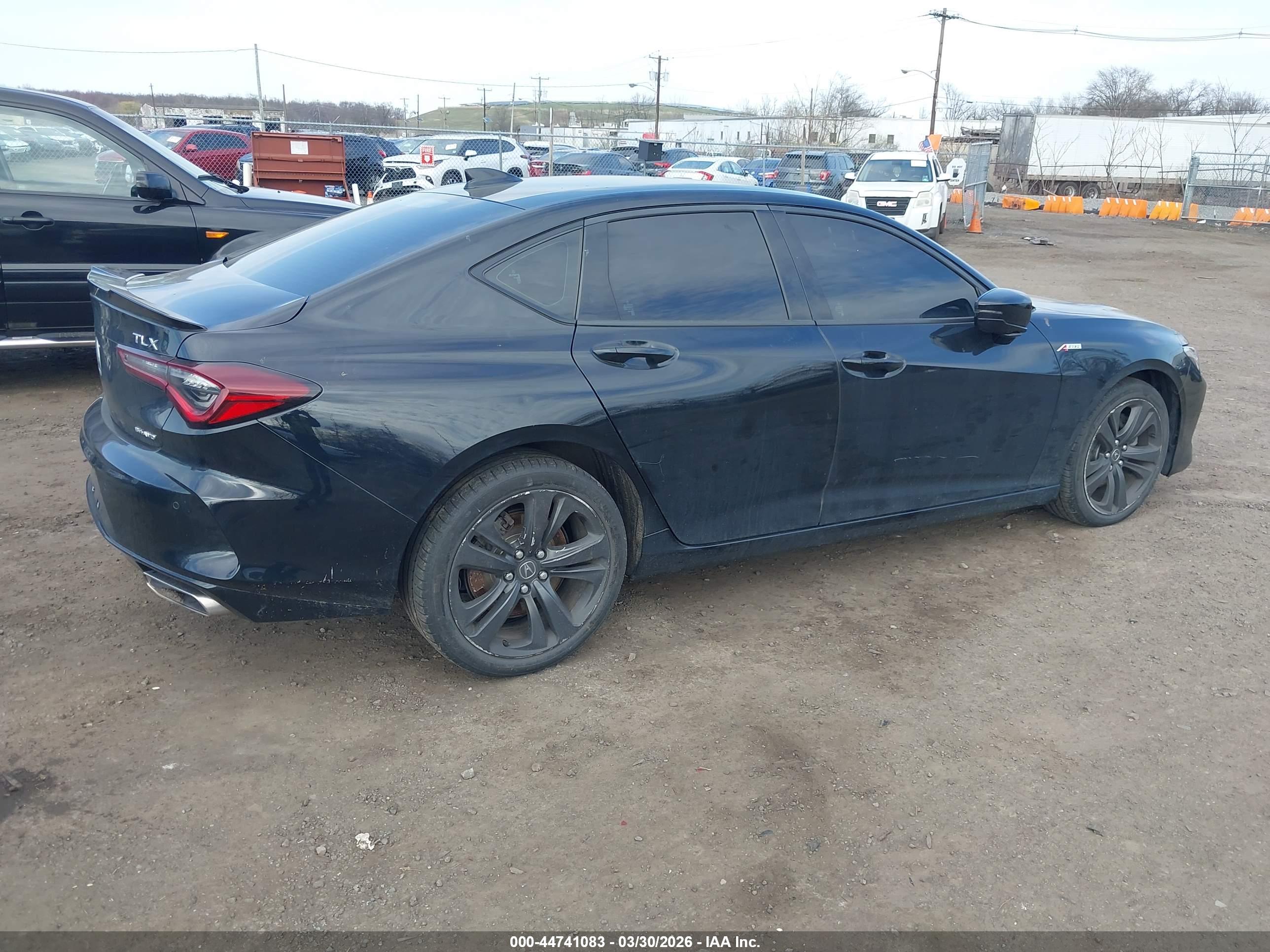 ACURA TLX image 4