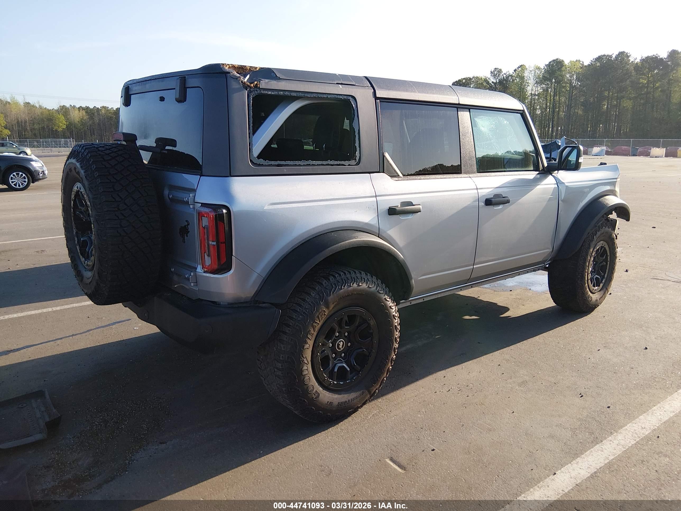 FORD BRONCO image 4