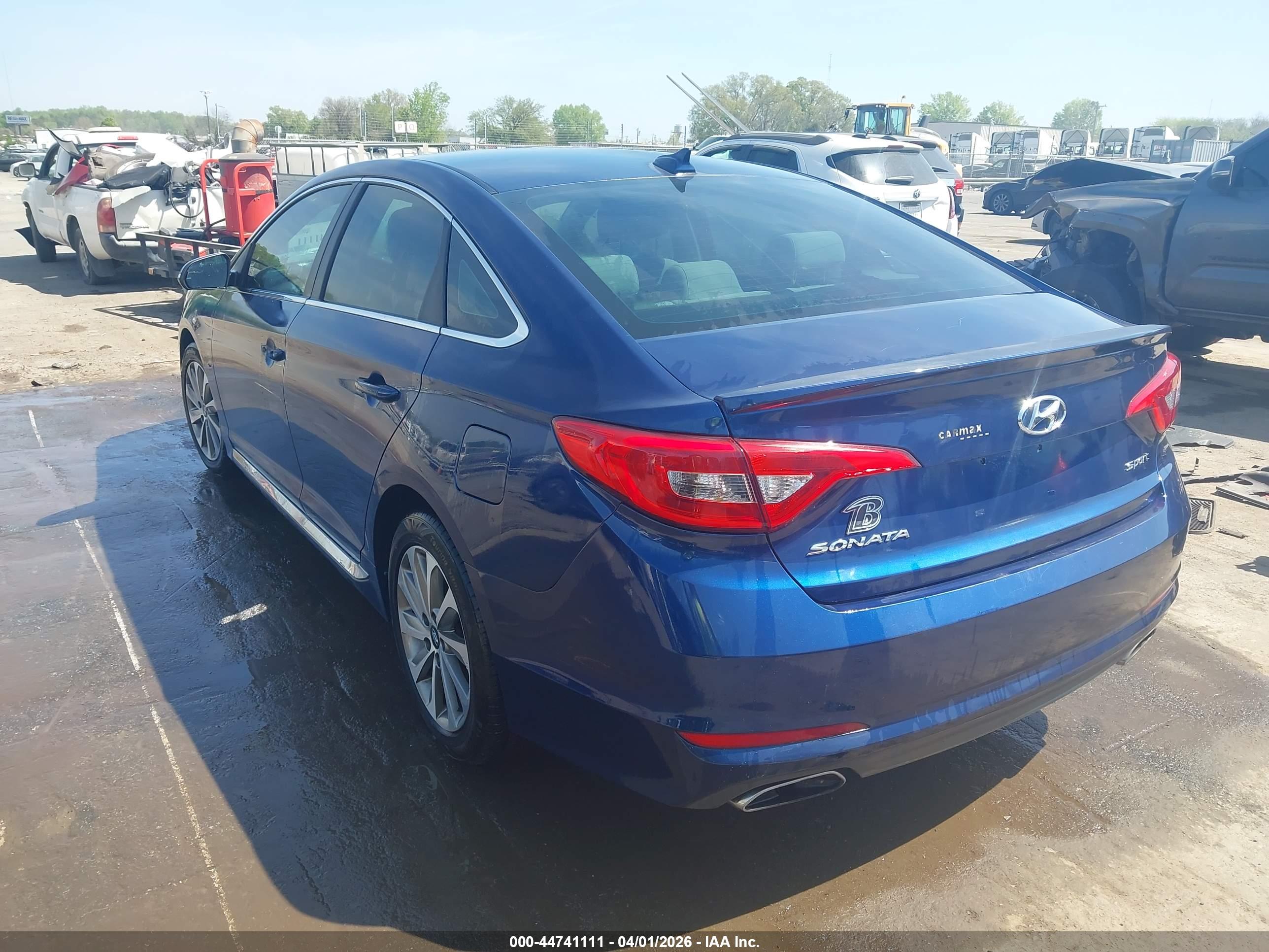 HYUNDAI SONATA image 3