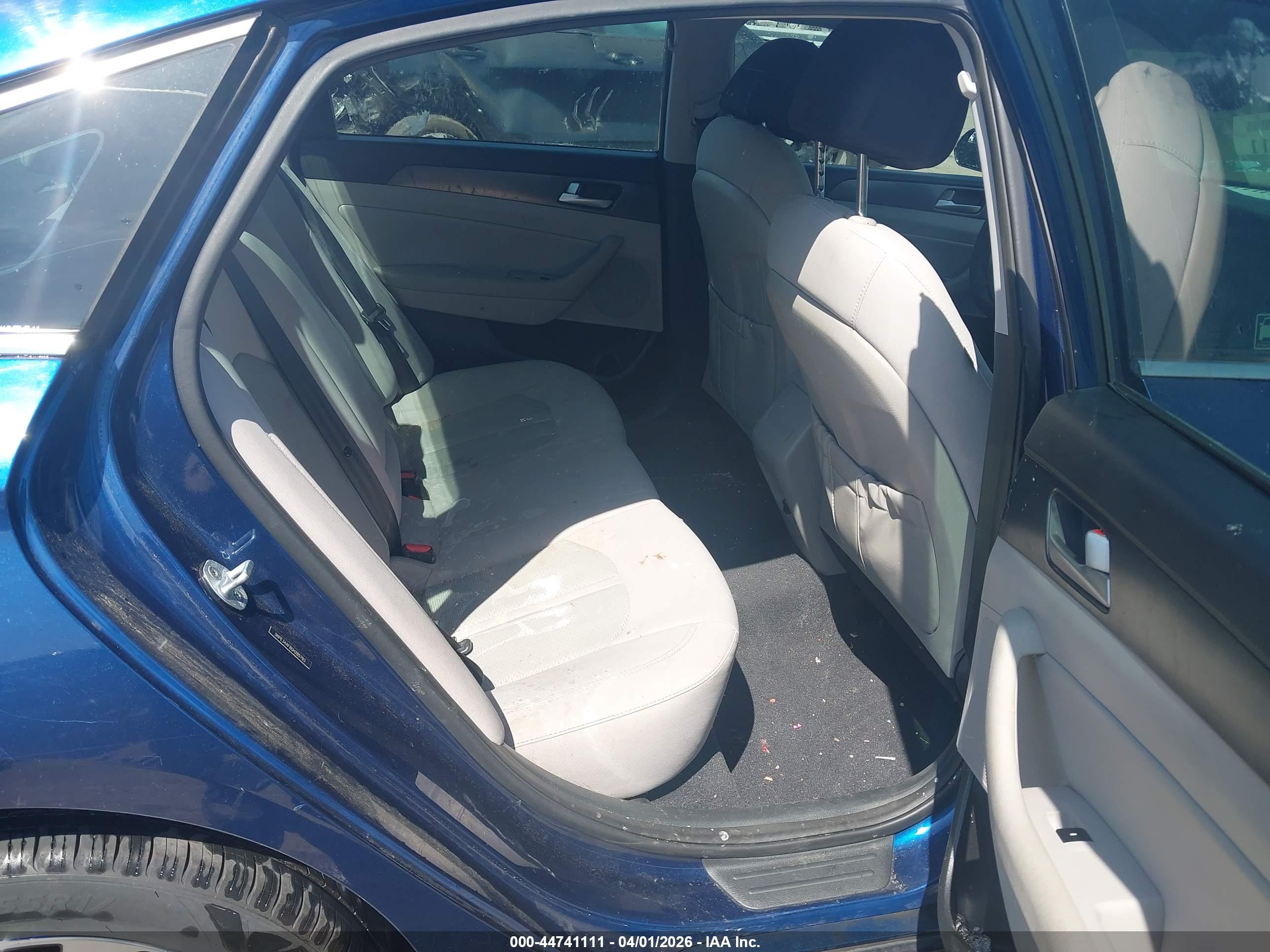 HYUNDAI SONATA image 8