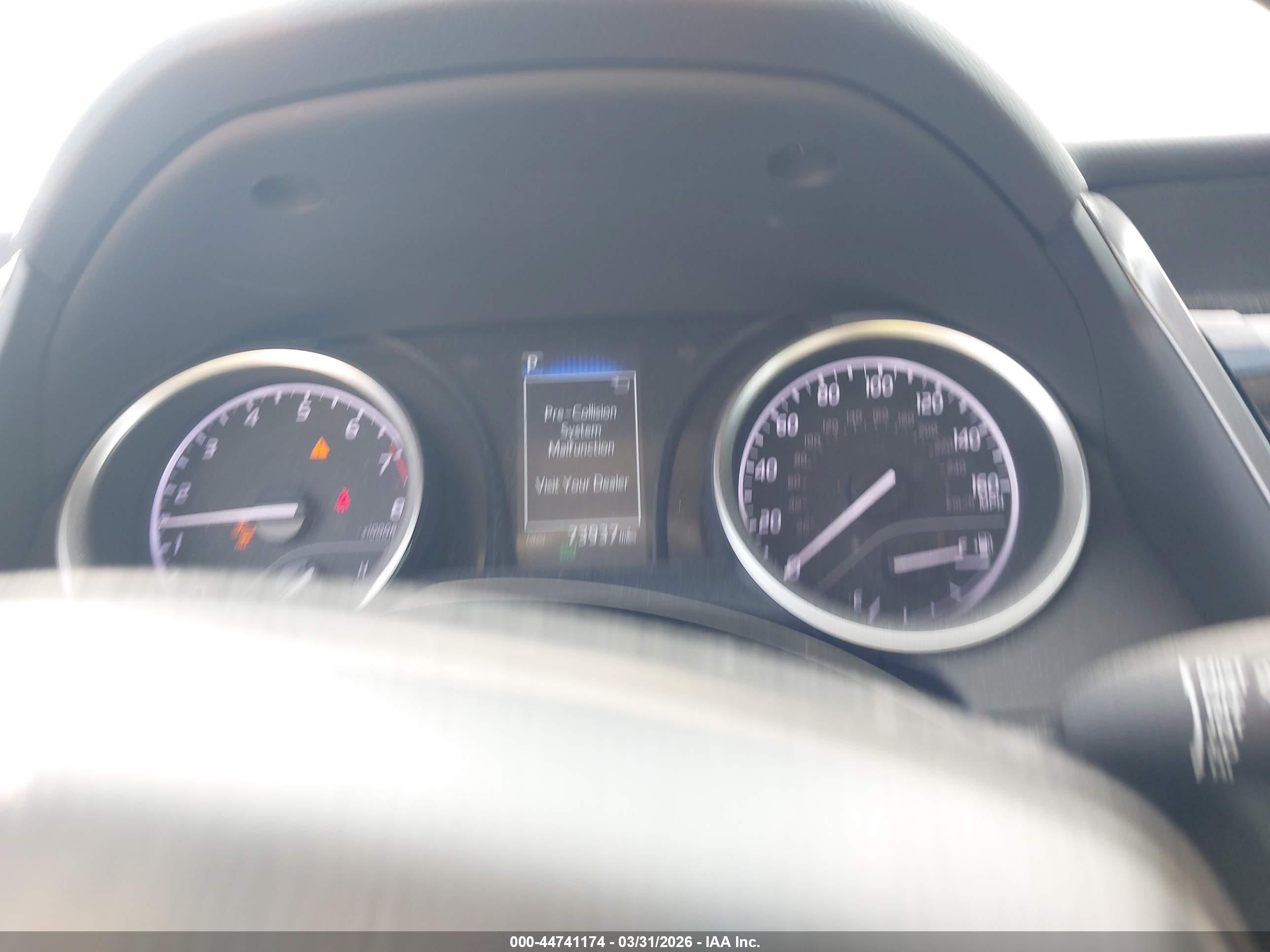 TOYOTA CAMRY image 7