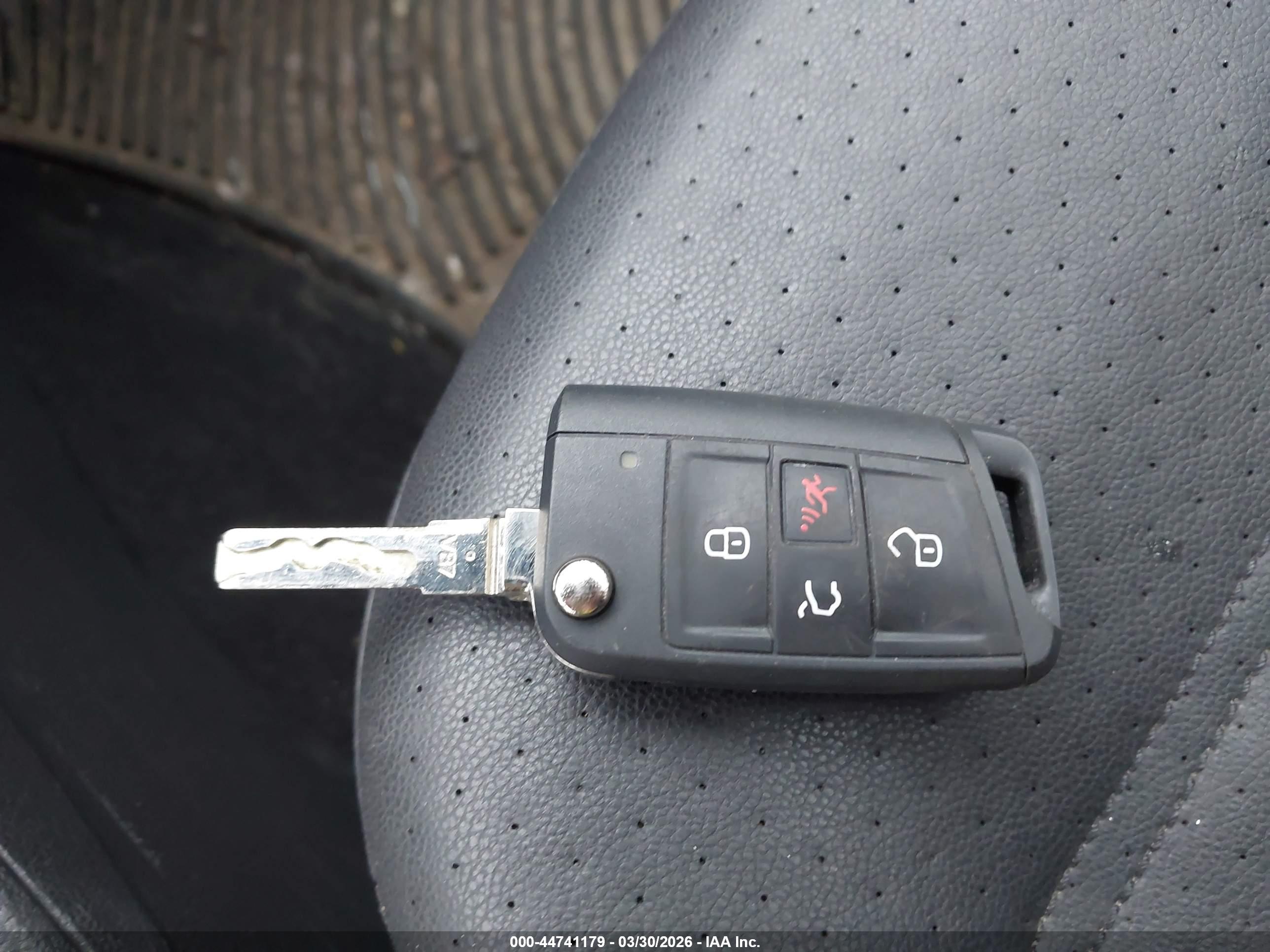 VOLKSWAGEN GOLF image 11