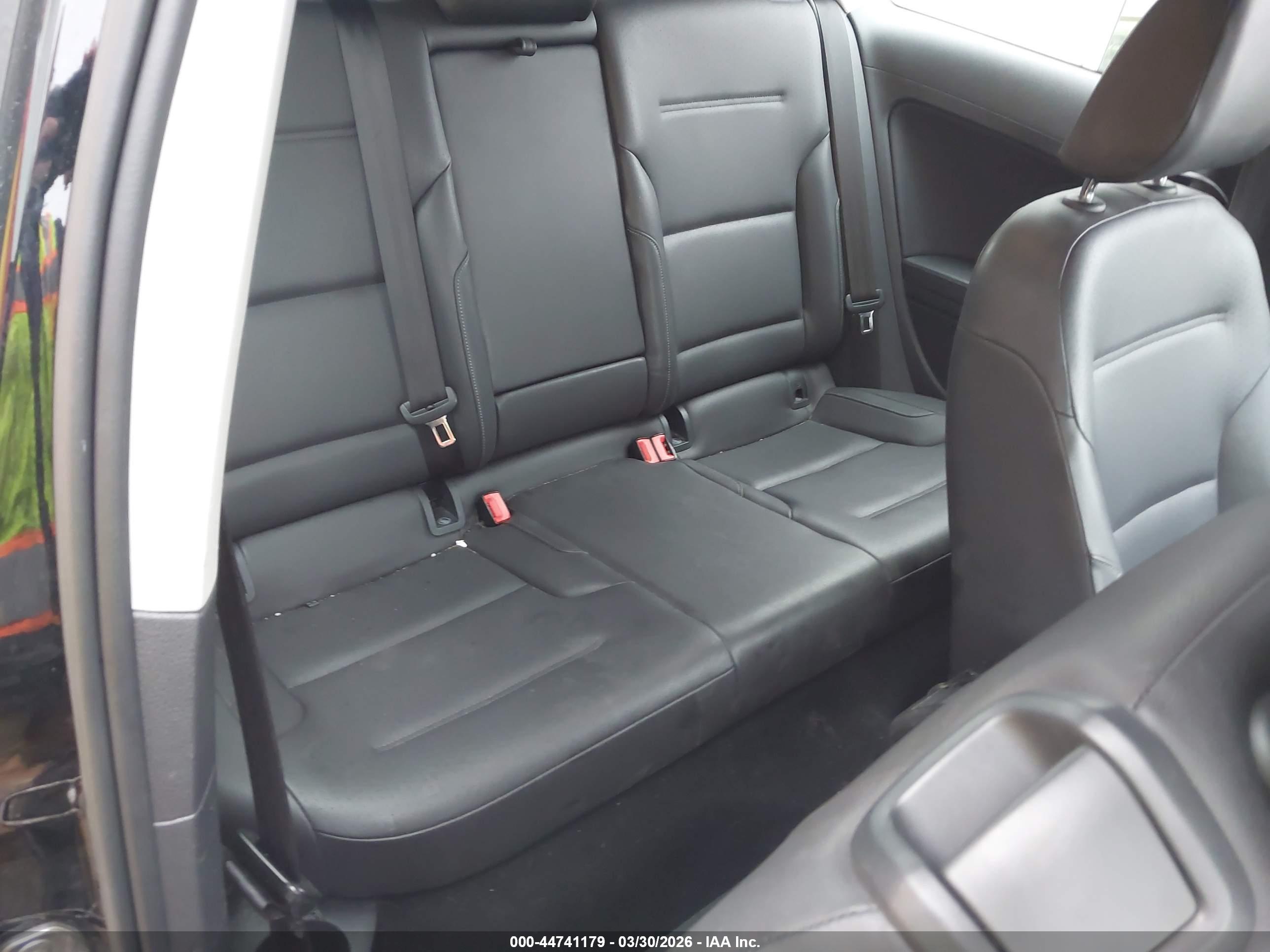 VOLKSWAGEN GOLF image 8