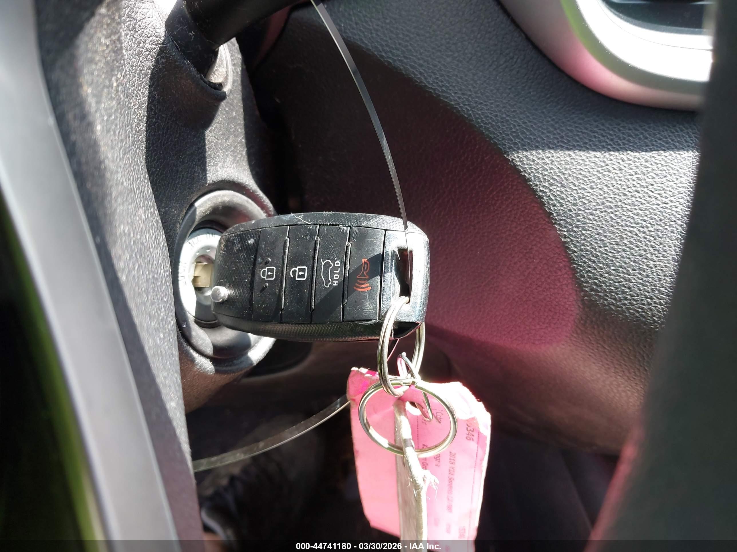 KIA SORENTO image 11
