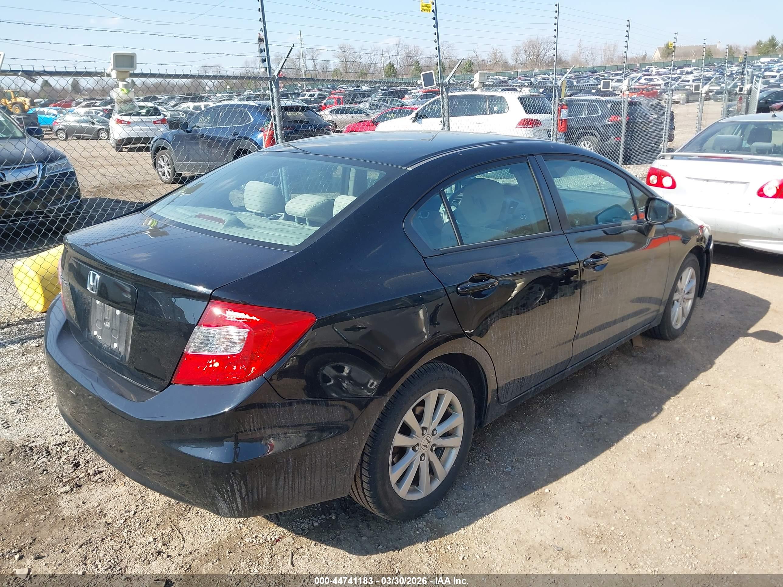 HONDA CIVIC image 4