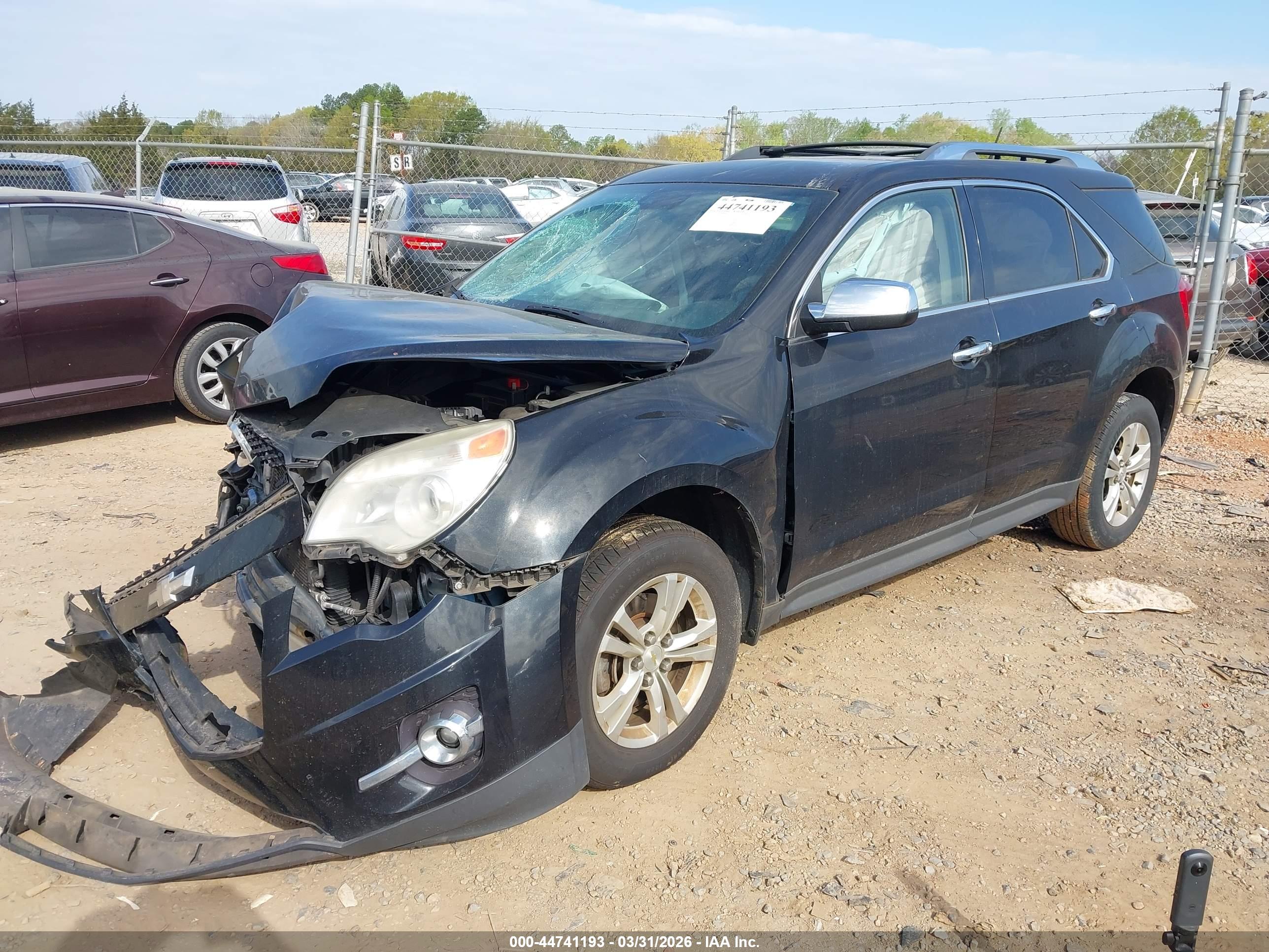 CHEVROLET EQUINOX image 2