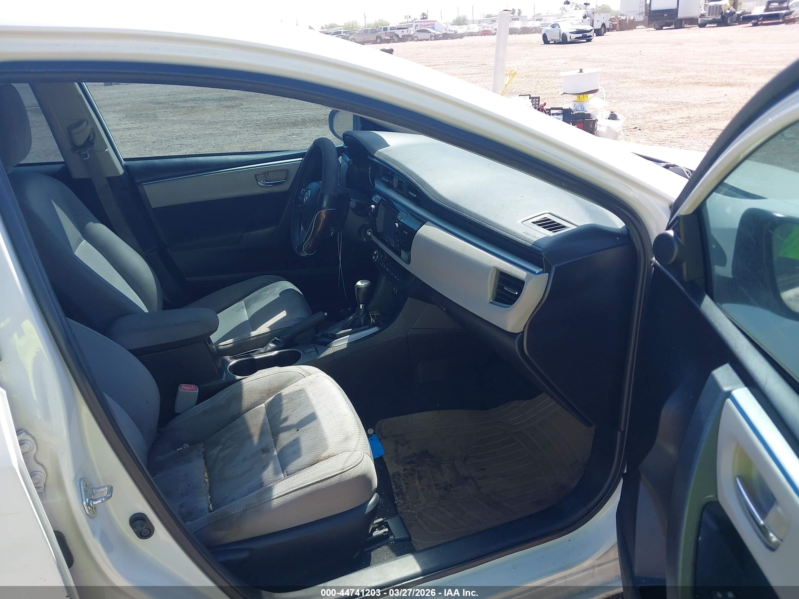 TOYOTA COROLLA image 5