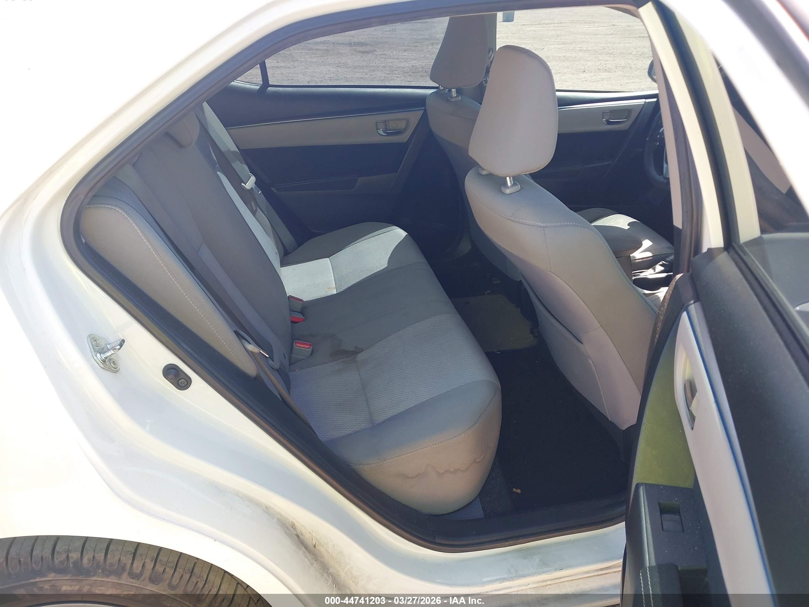 TOYOTA COROLLA image 8