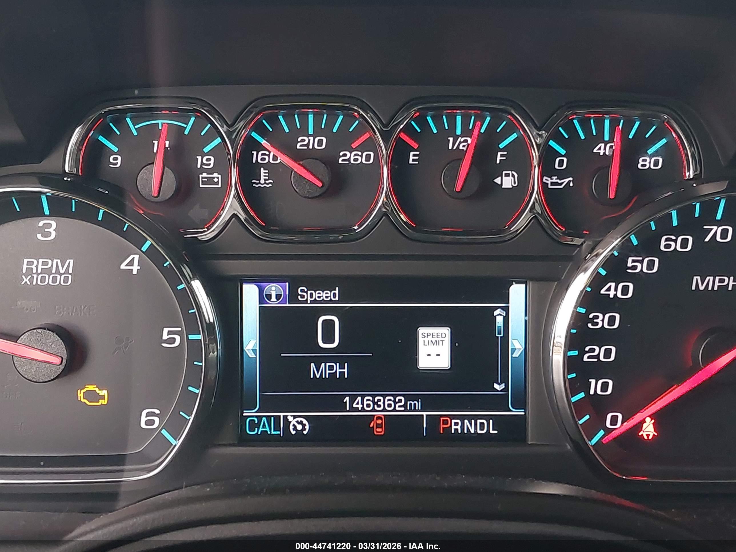 CHEVROLET TAHOE image 7
