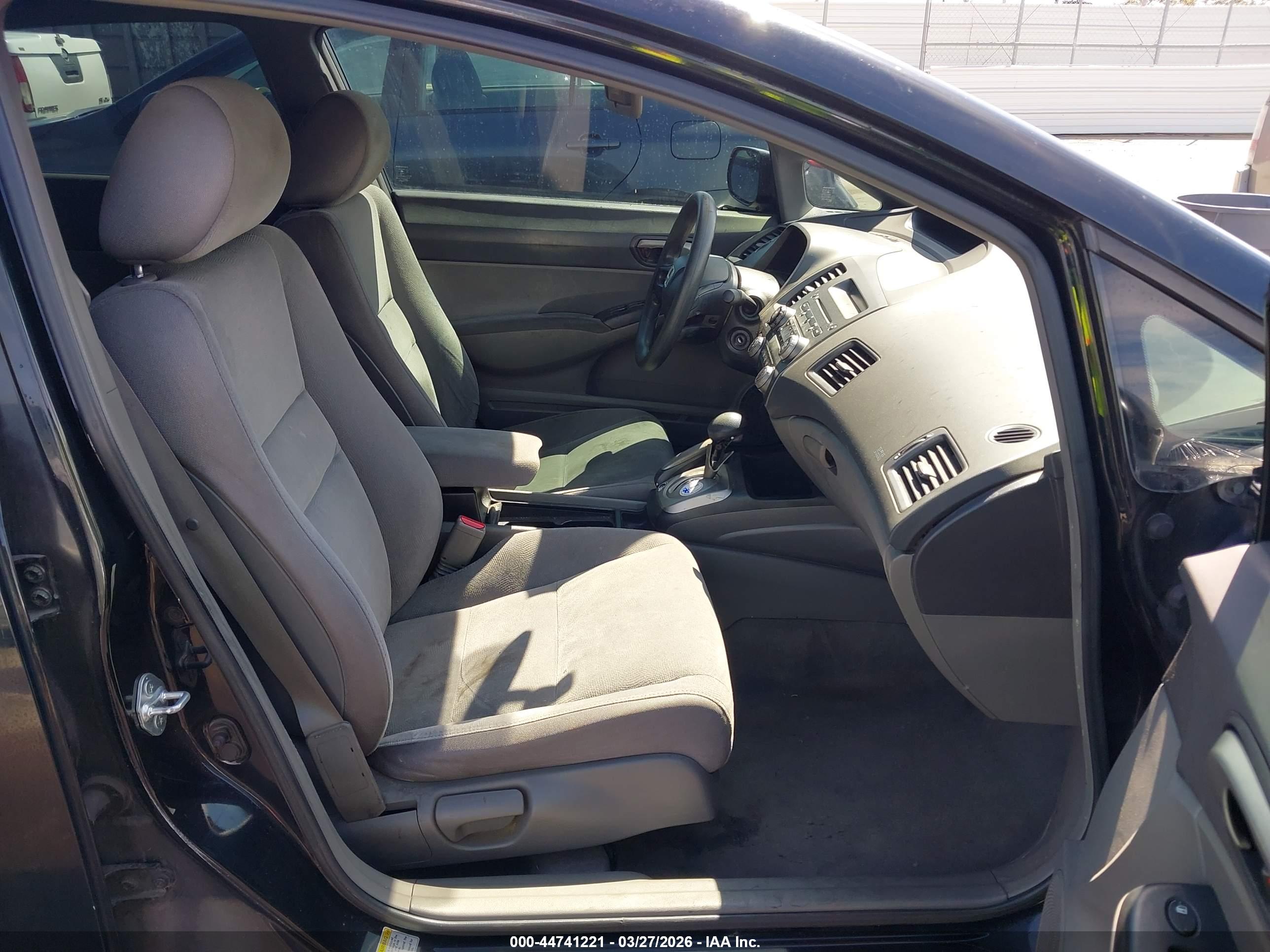 HONDA CIVIC image 5