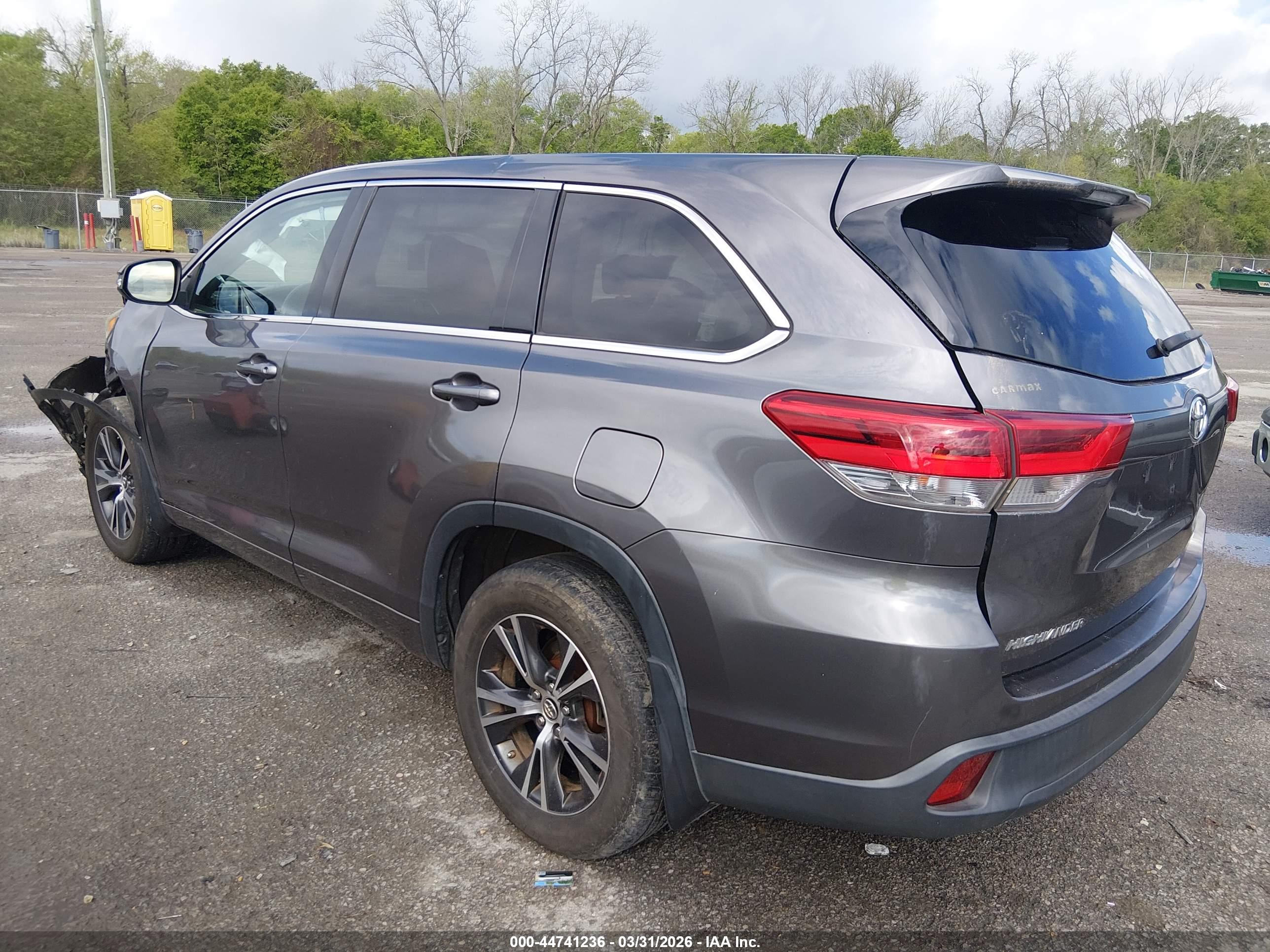 TOYOTA HIGHLANDER image 3