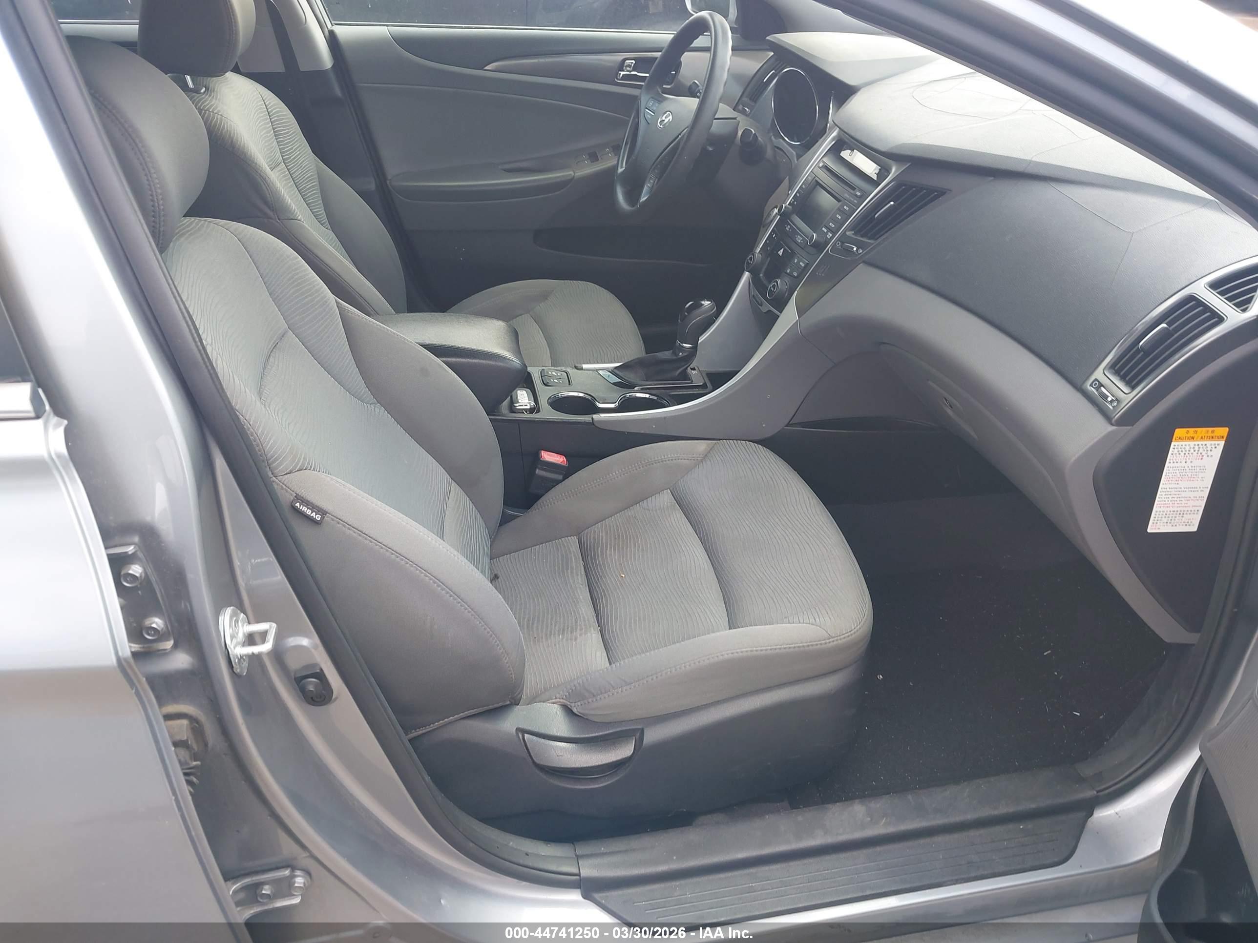 HYUNDAI SONATA image 5