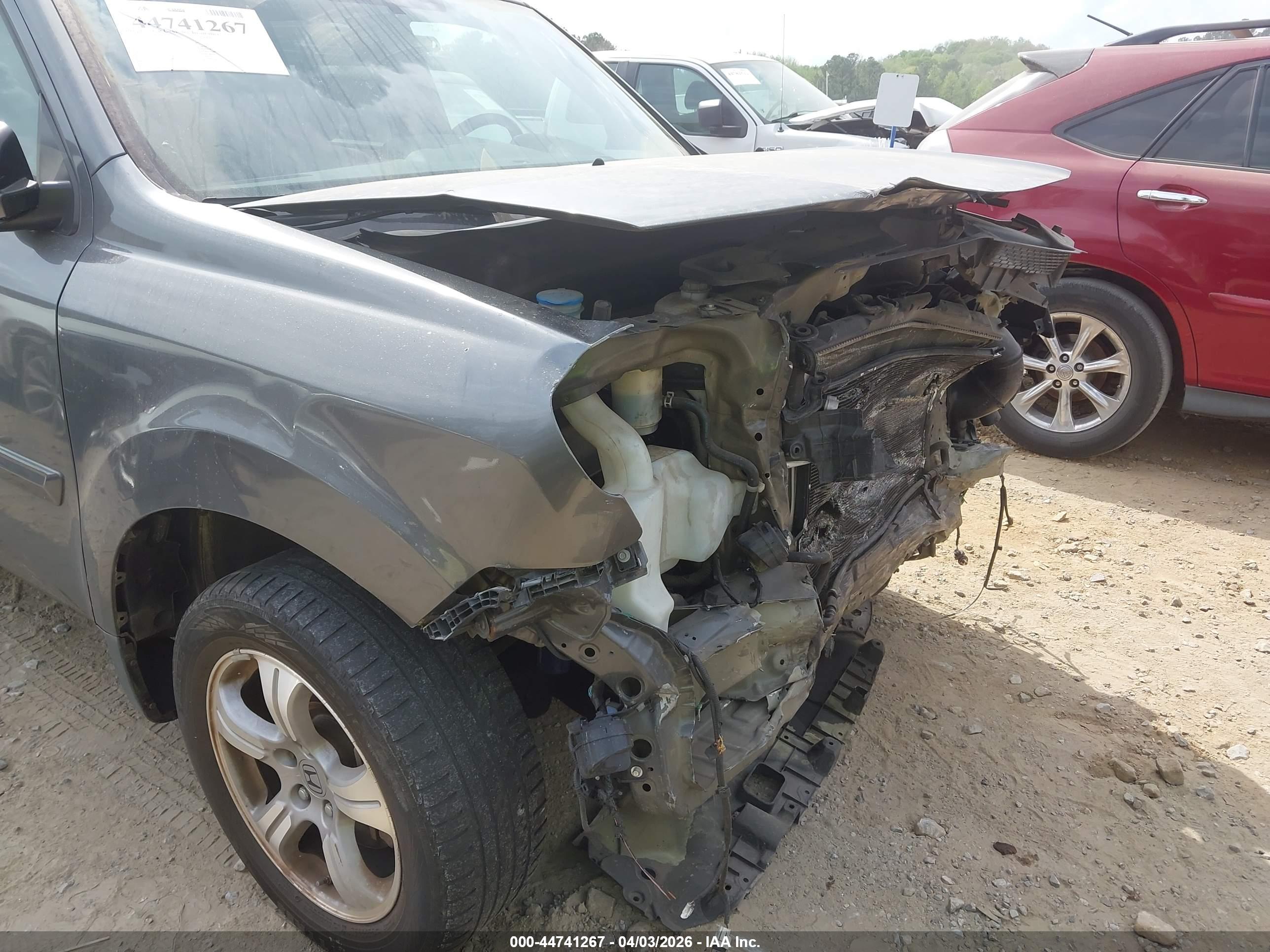 HONDA PILOT image 6