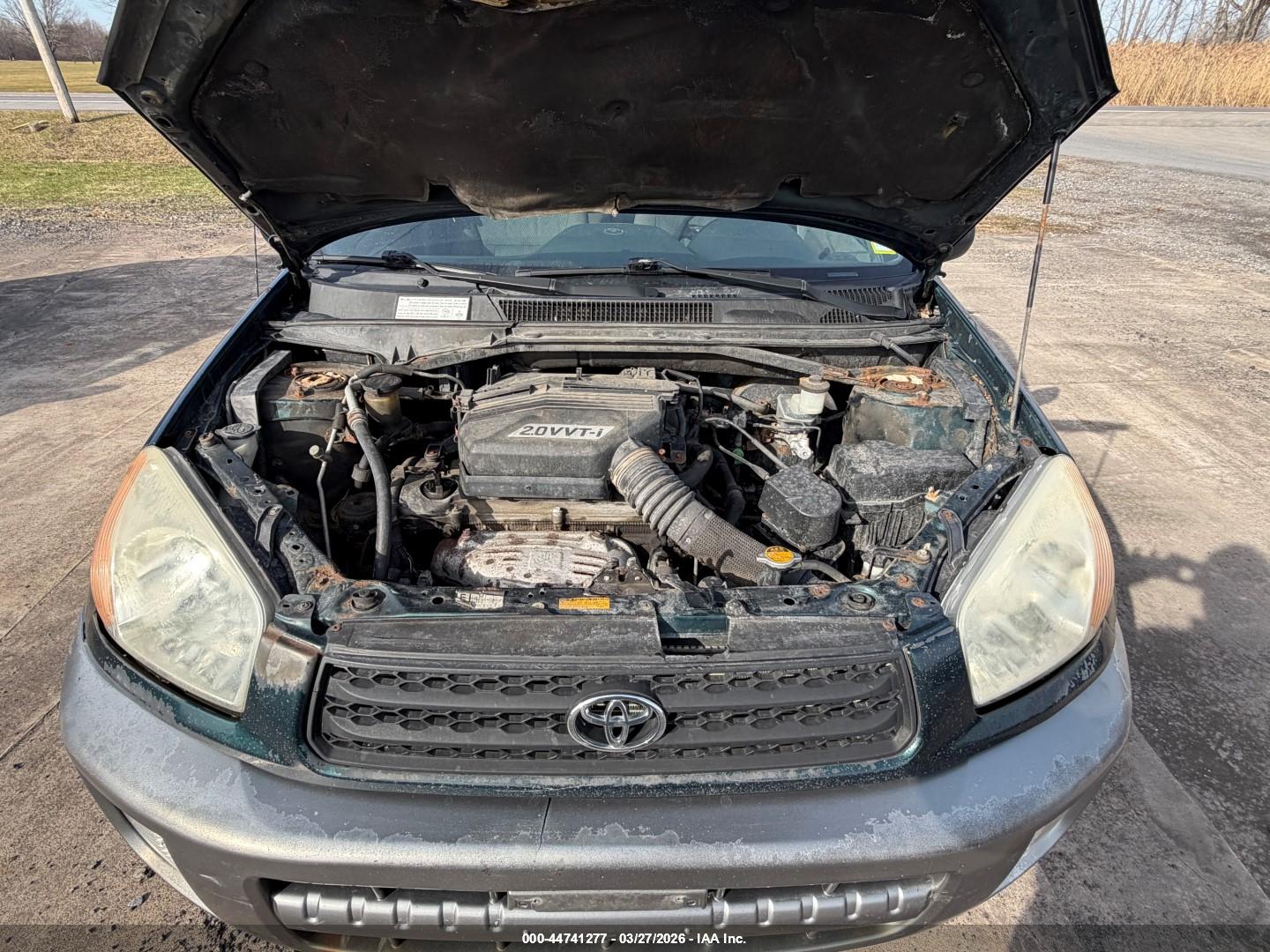 TOYOTA RAV4 image 10
