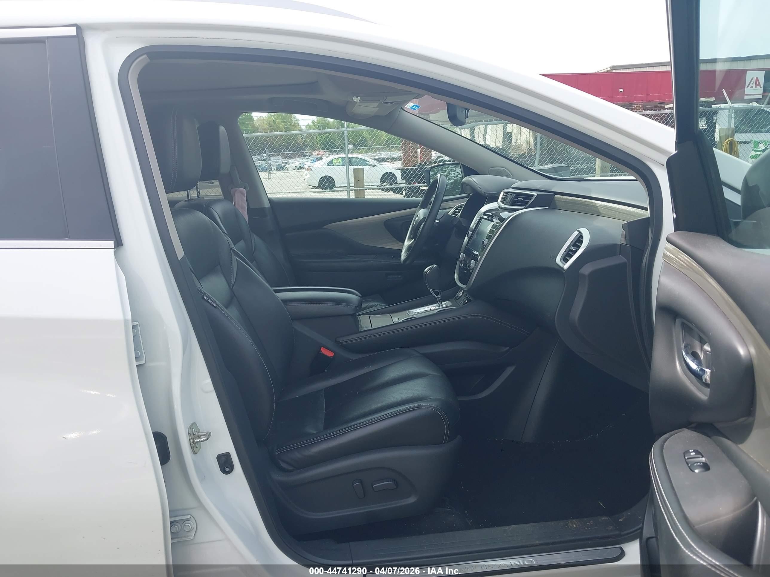 NISSAN MURANO image 5