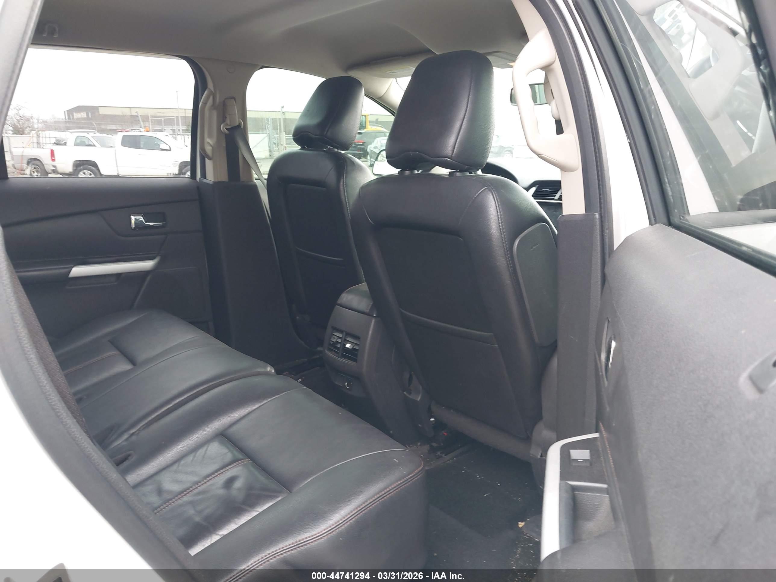 FORD EDGE image 8