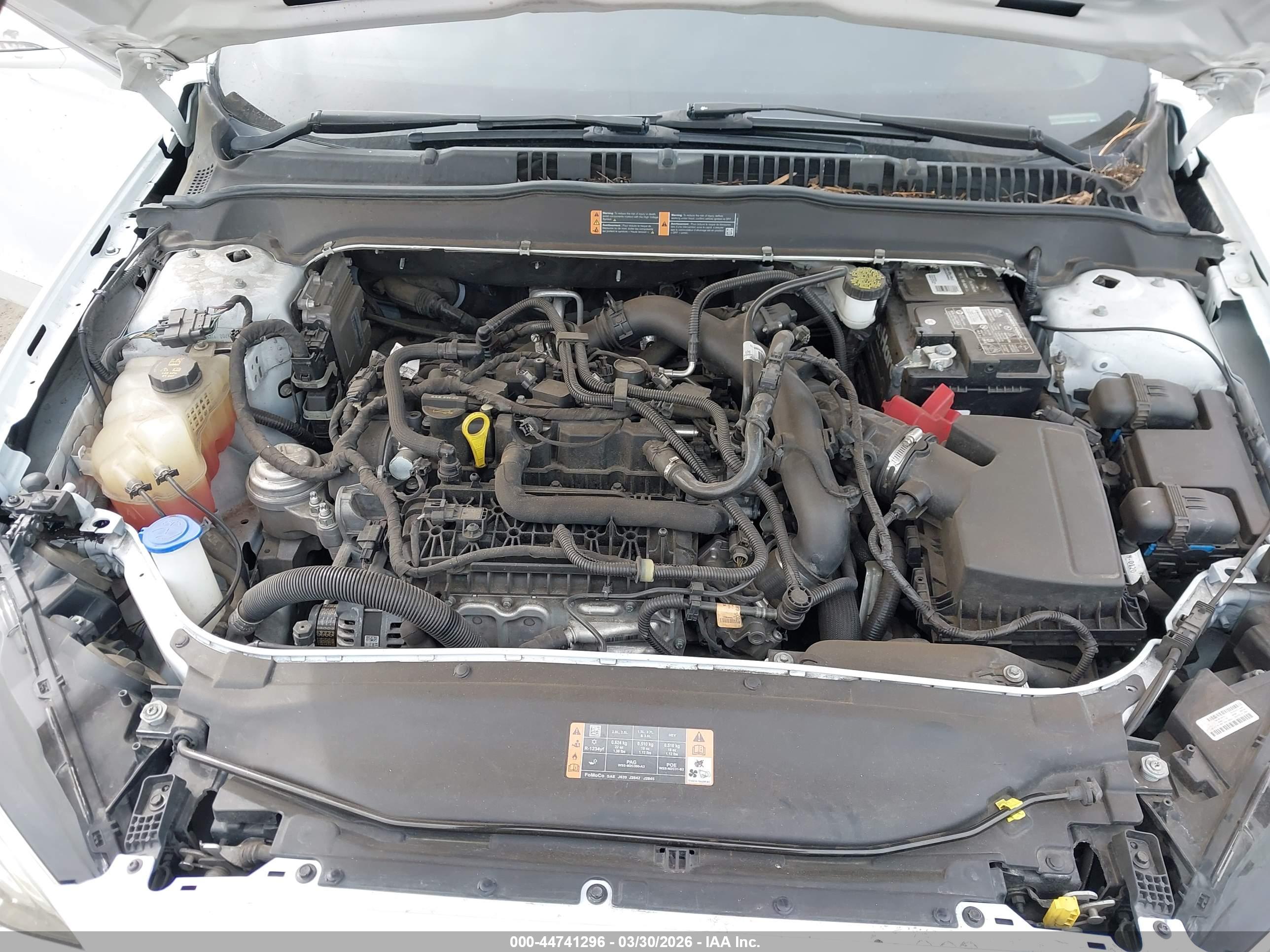 FORD FUSION image 10