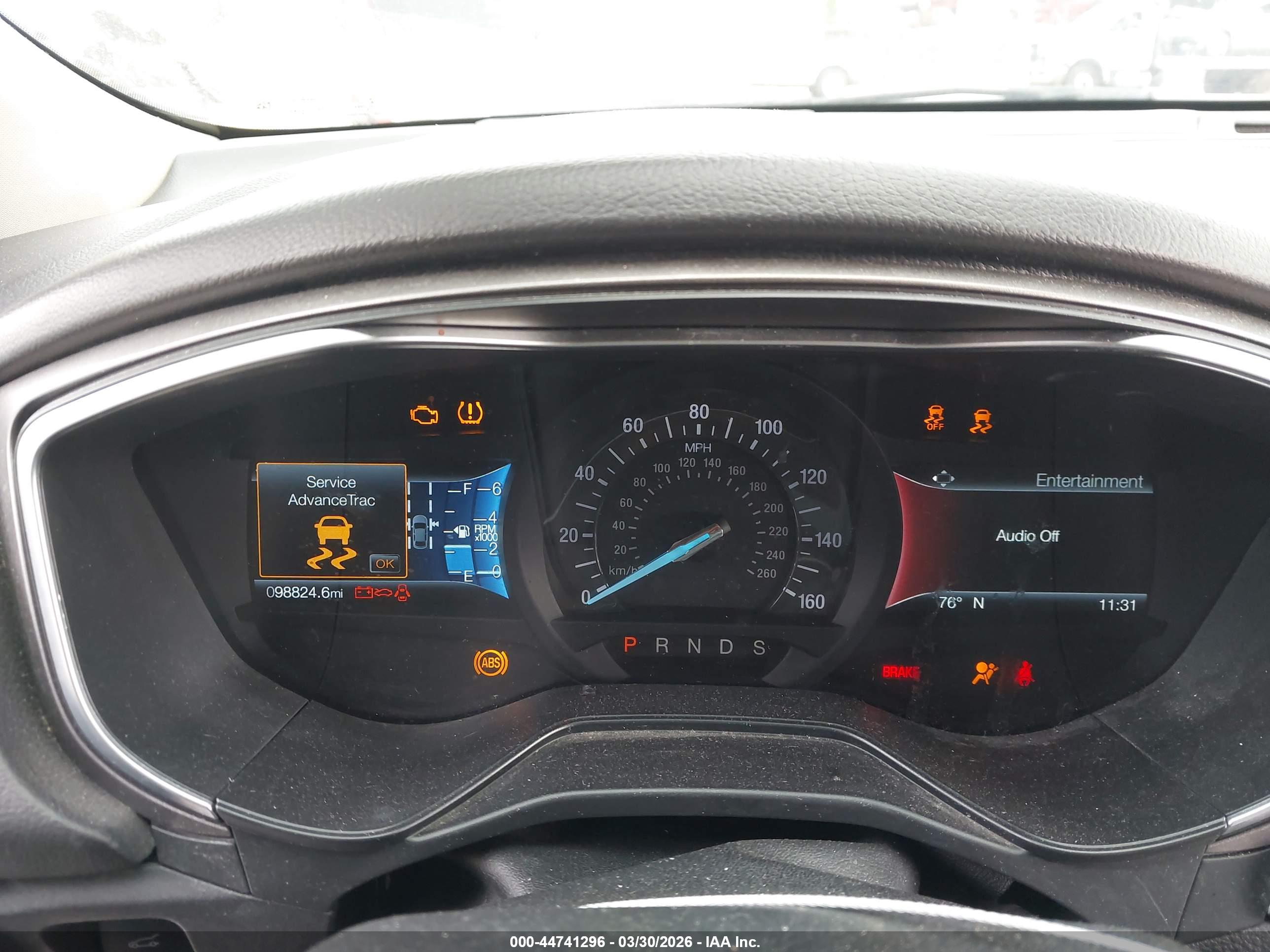 FORD FUSION image 7