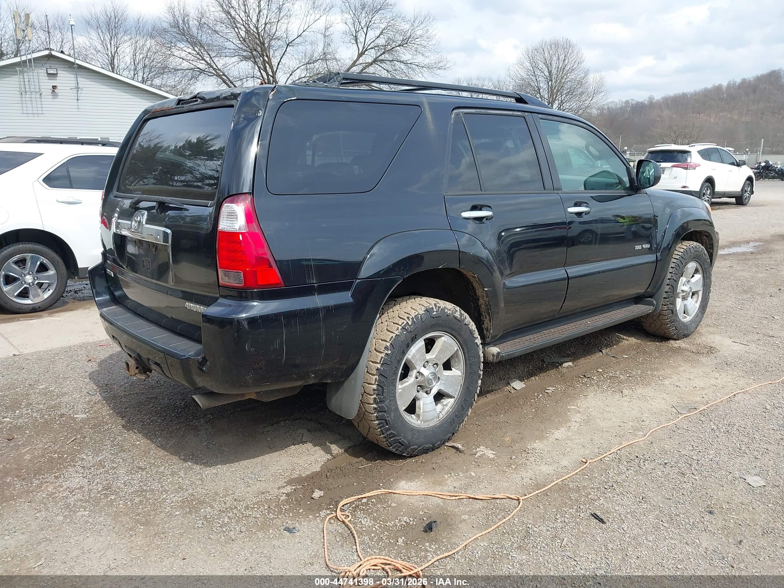 TOYOTA 4RUNNER image 4