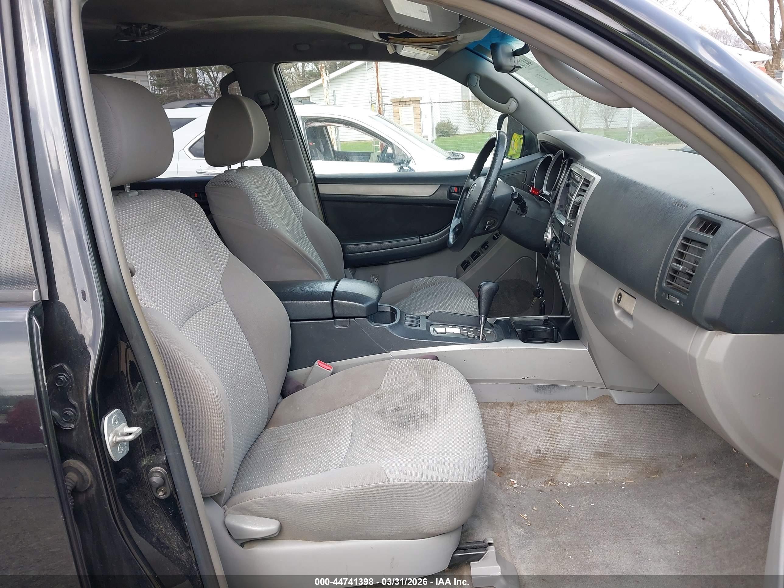 TOYOTA 4RUNNER image 5