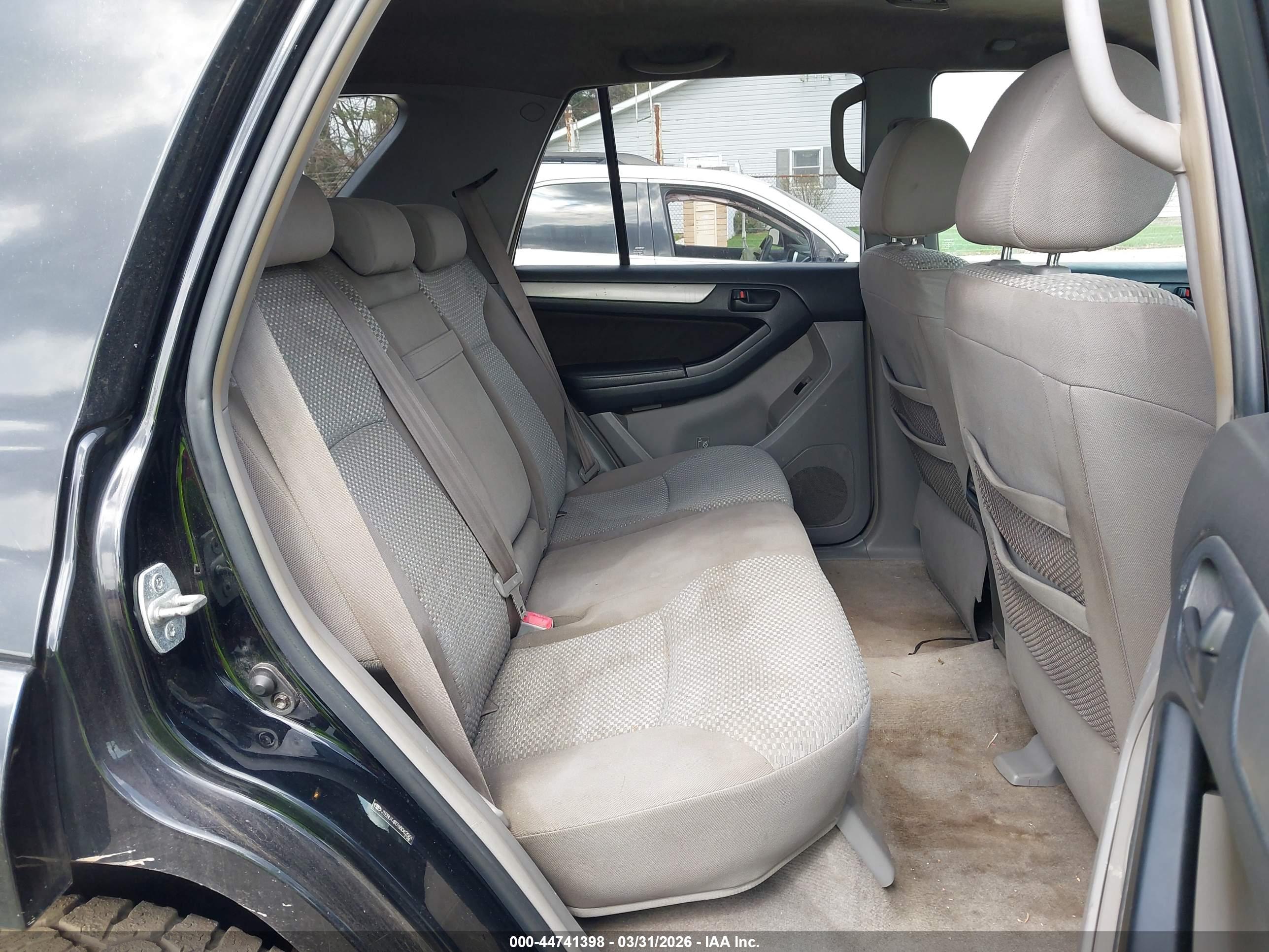 TOYOTA 4RUNNER image 8