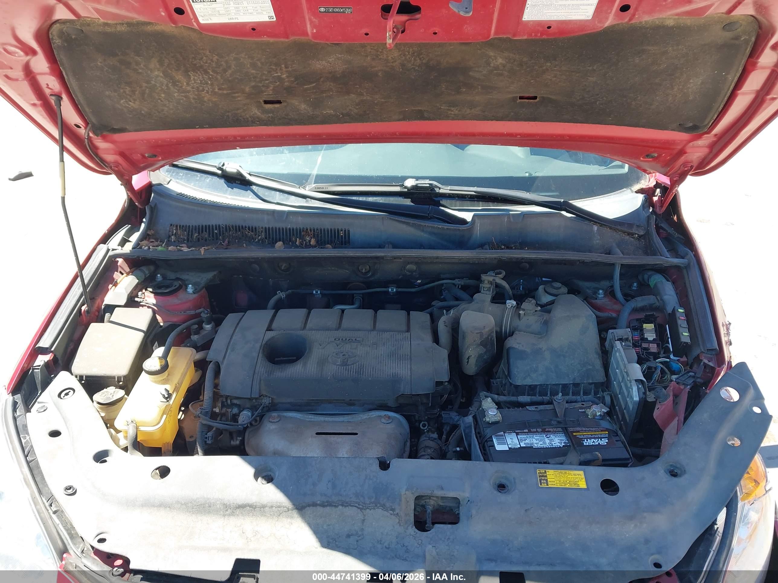 TOYOTA RAV4 image 10