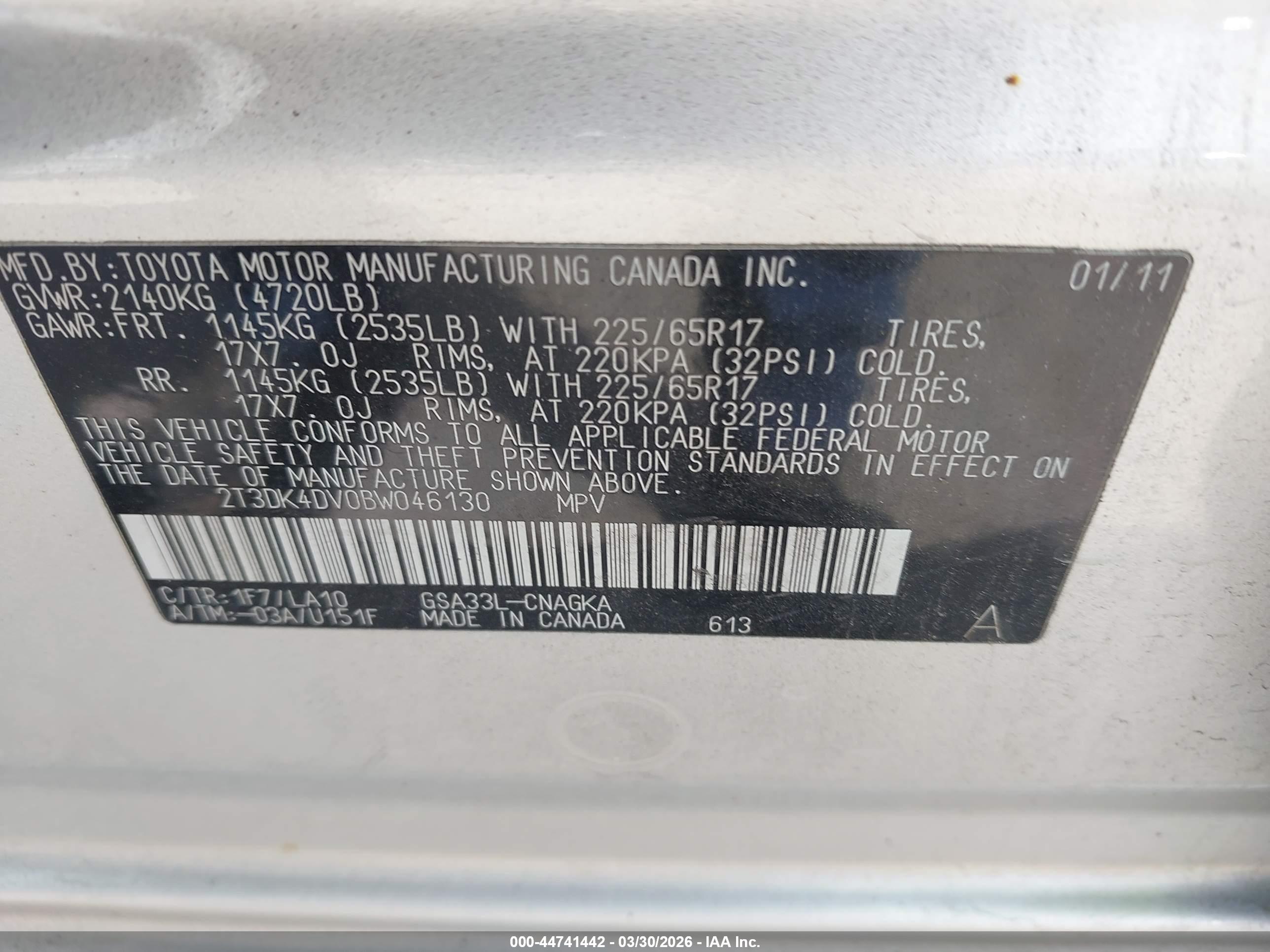 TOYOTA RAV4 image 9